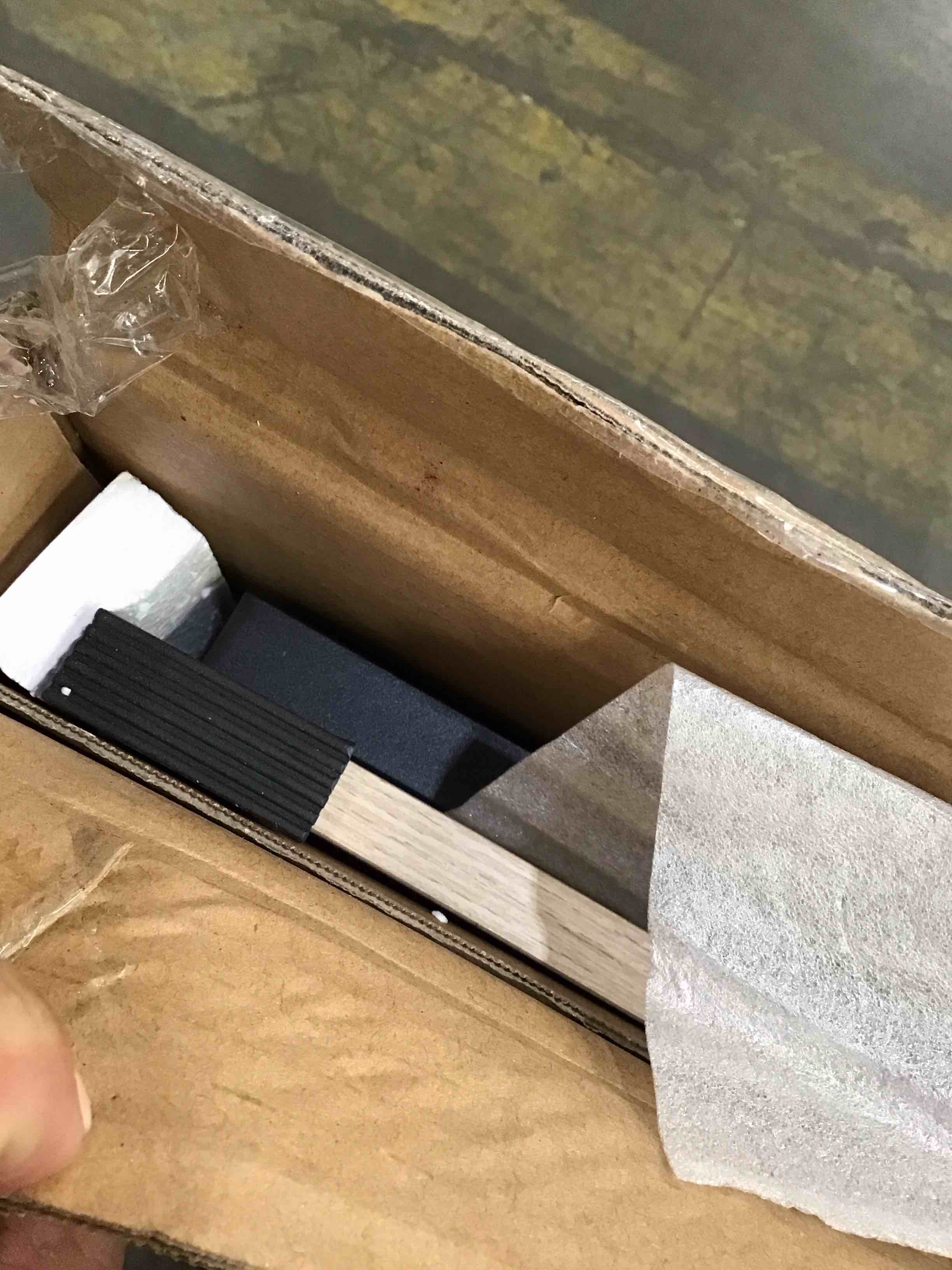 https://s3.amazonaws.com/lotting-images-prod/bidfta/PPE1870328_1737575164100.jpeg