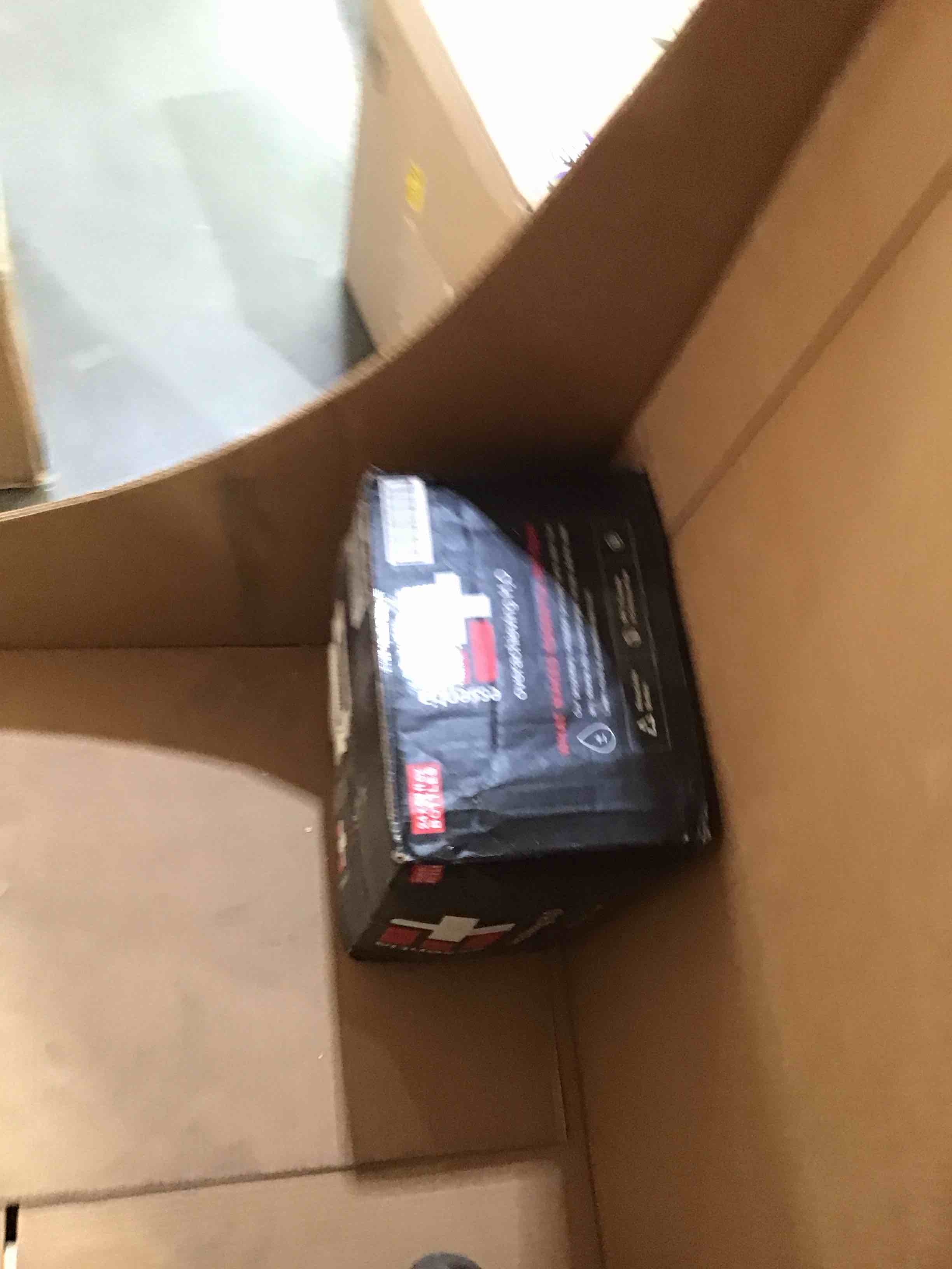https://s3.amazonaws.com/lotting-images-prod/bidfta/PPE1870395_1737661069375.jpeg