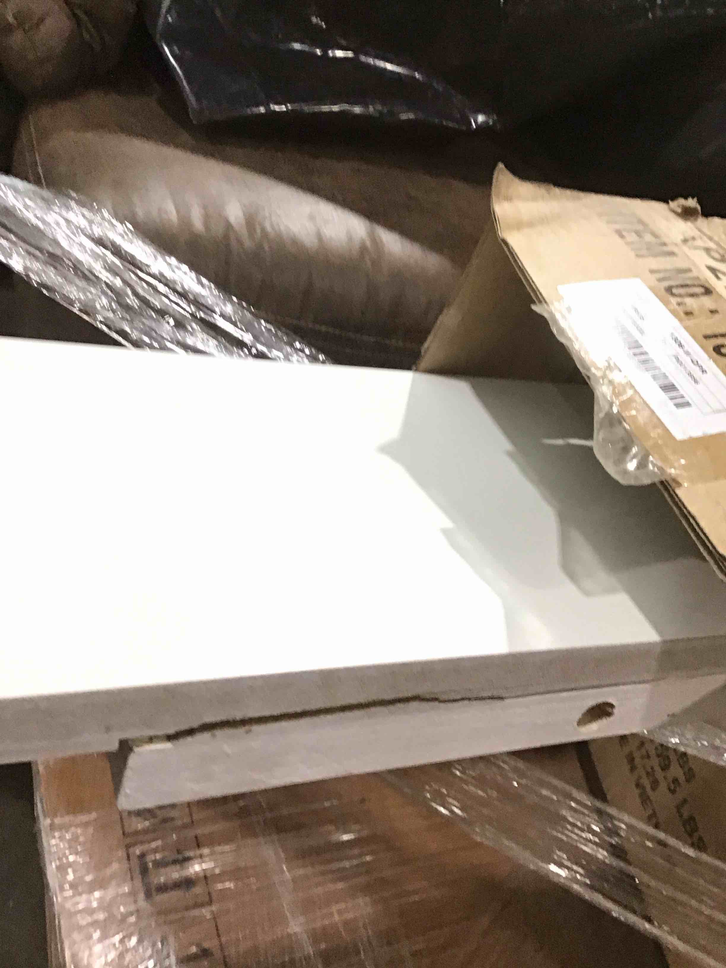 https://s3.amazonaws.com/lotting-images-prod/bidfta/PPE1870457_1737733797424.jpeg