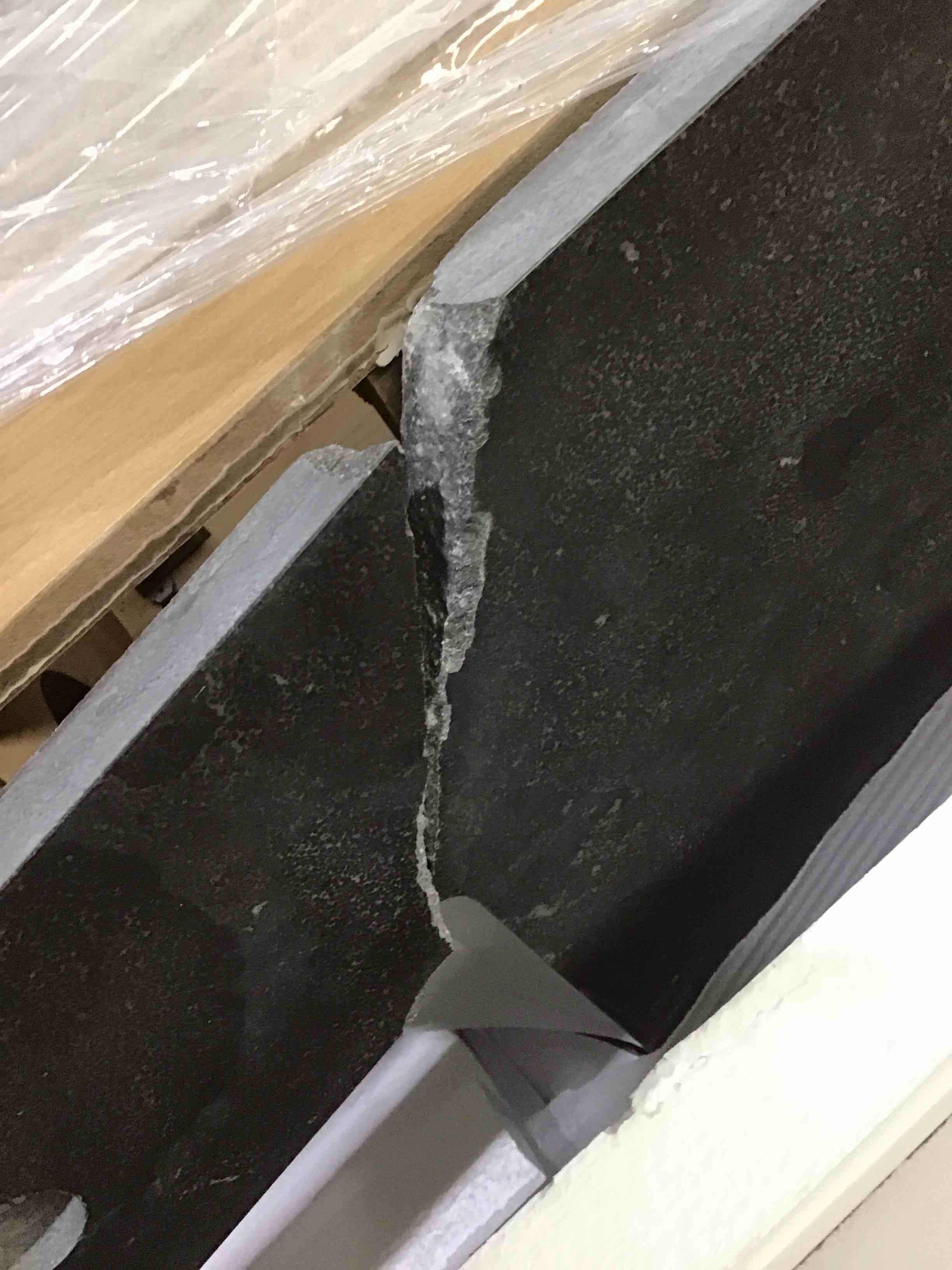 https://s3.amazonaws.com/lotting-images-prod/bidfta/PPE1870471_1737746007850.jpeg