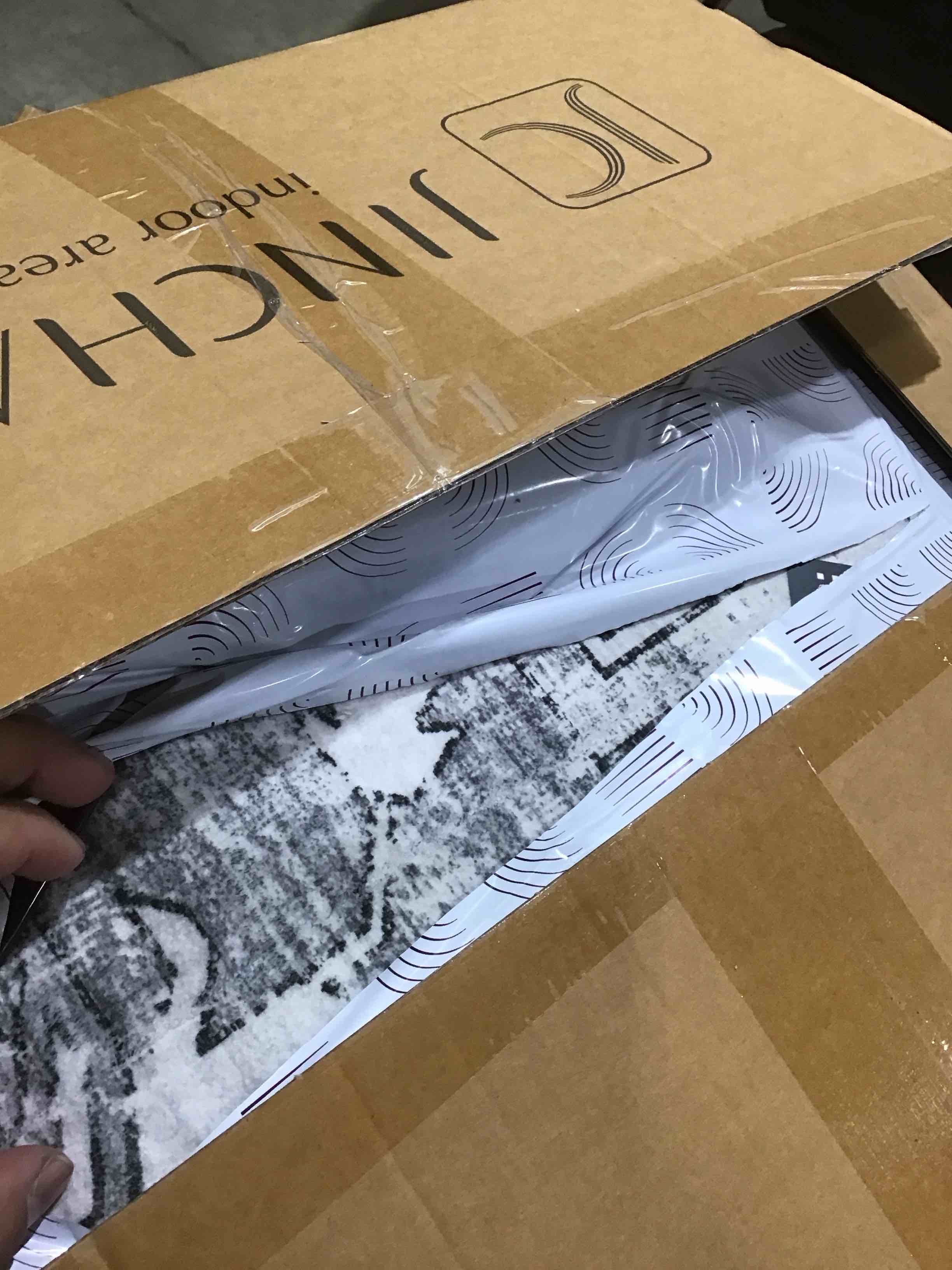 https://s3.amazonaws.com/lotting-images-prod/bidfta/PPE1870512_1738002114534.jpeg