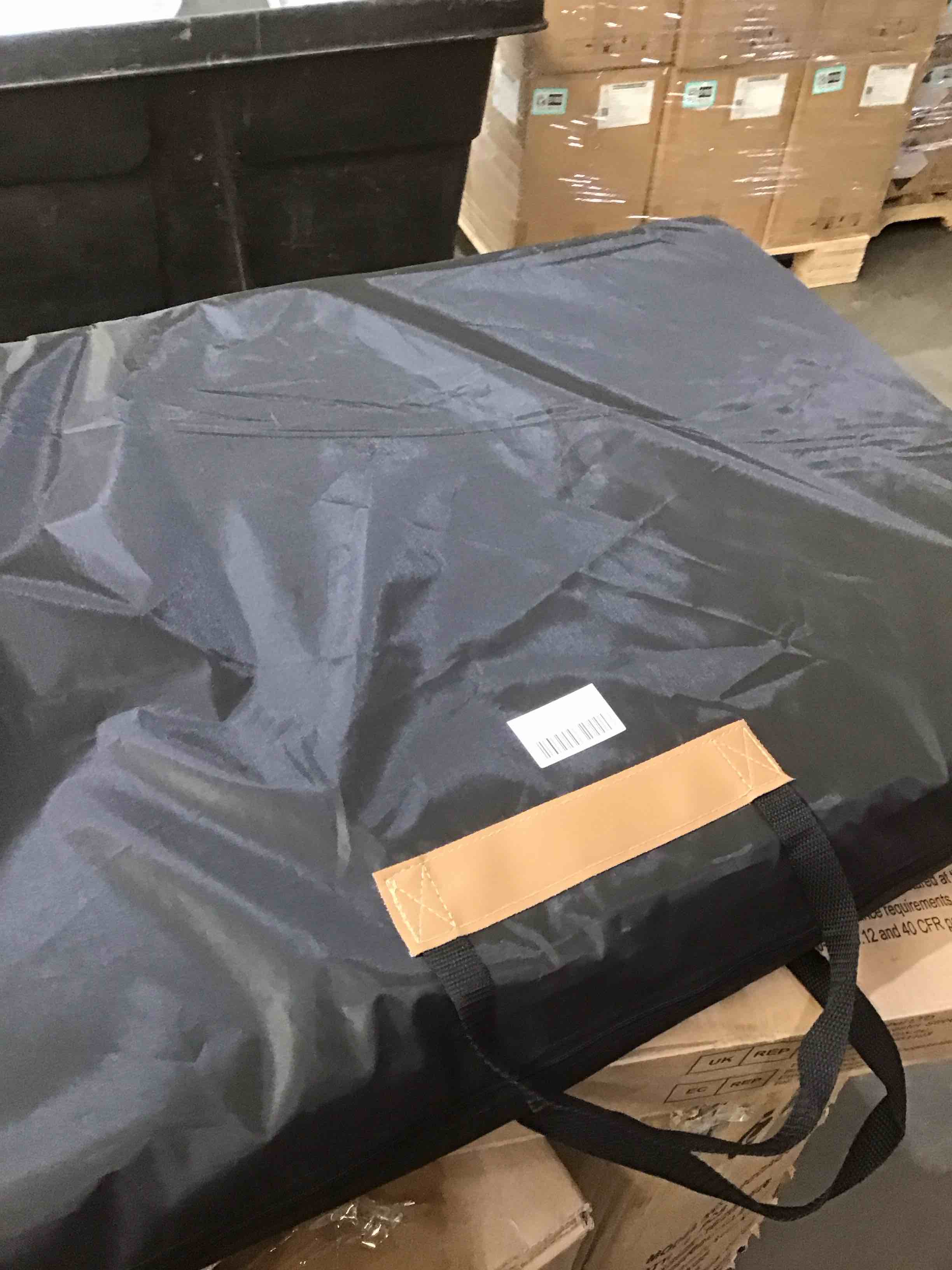 https://s3.amazonaws.com/lotting-images-prod/bidfta/PPE1870574_1738014811797.jpeg
