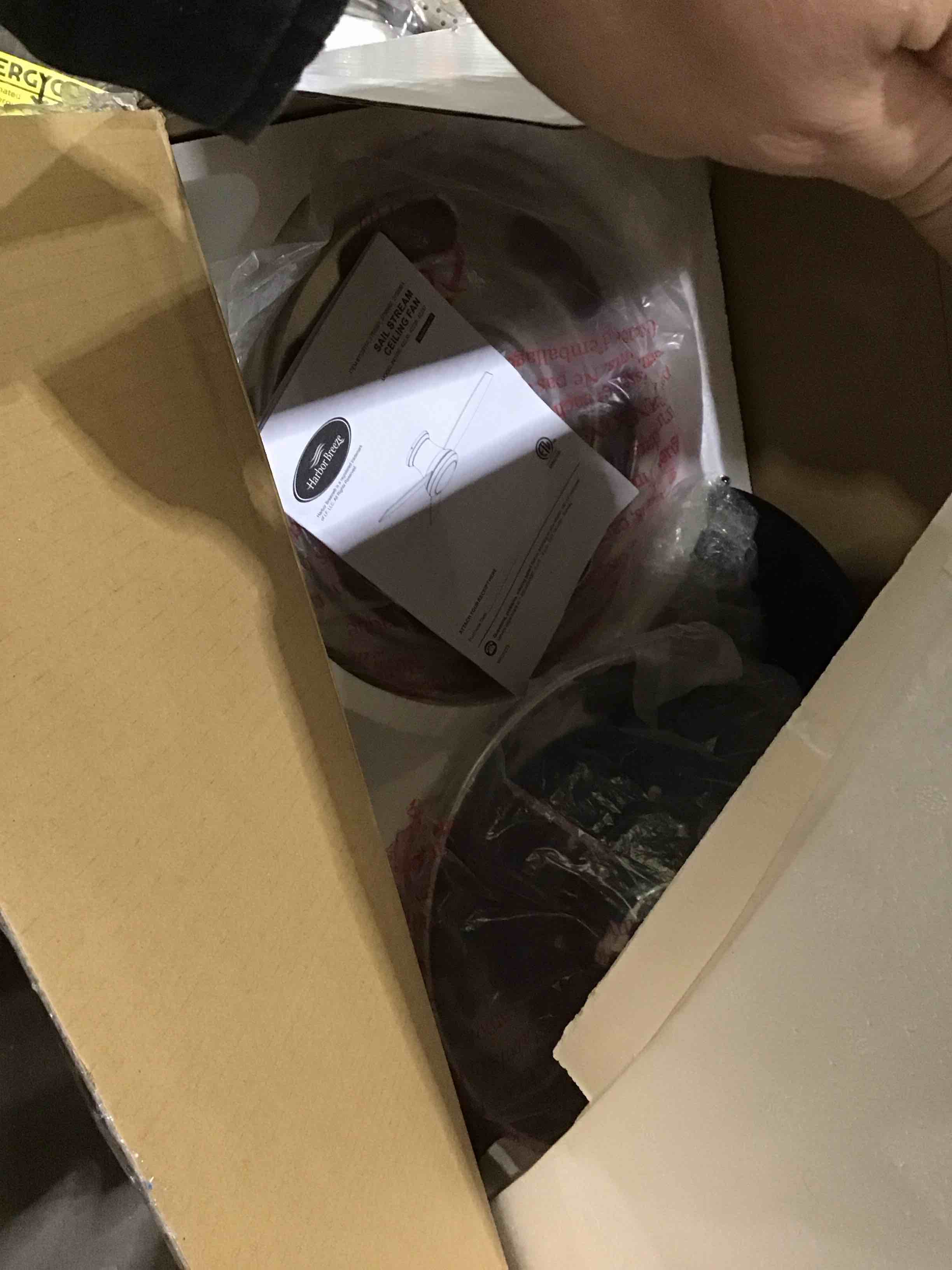 https://s3.amazonaws.com/lotting-images-prod/bidfta/PPE1871030_1738359179340.jpeg