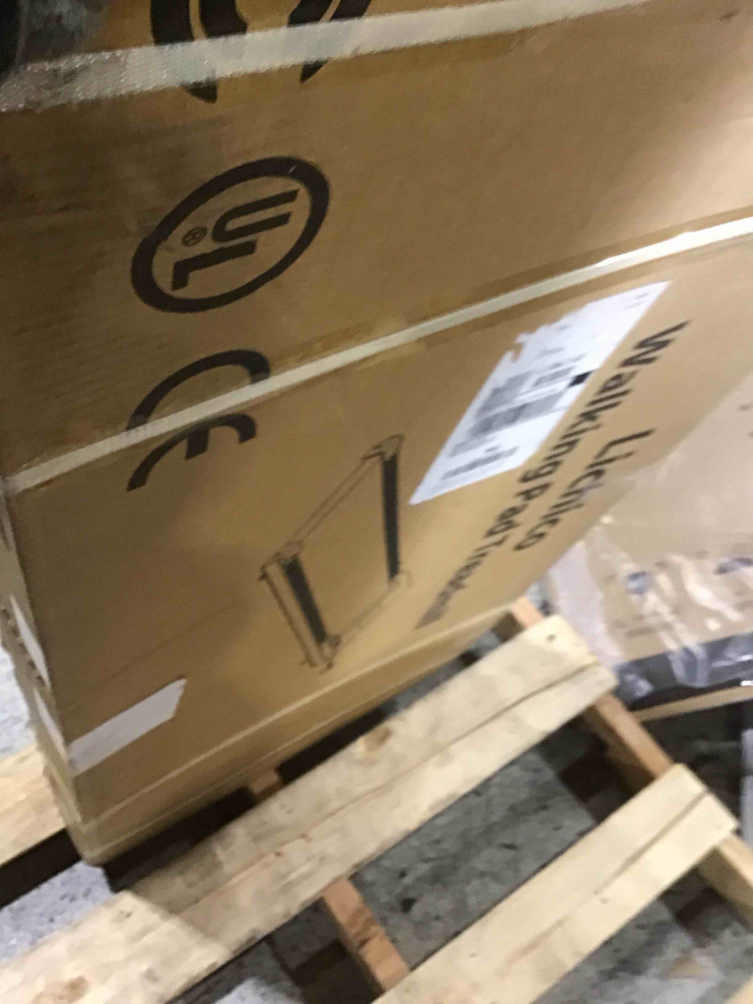 https://s3.amazonaws.com/lotting-images-prod/bidfta/PPE1871273_1738793739491.jpeg