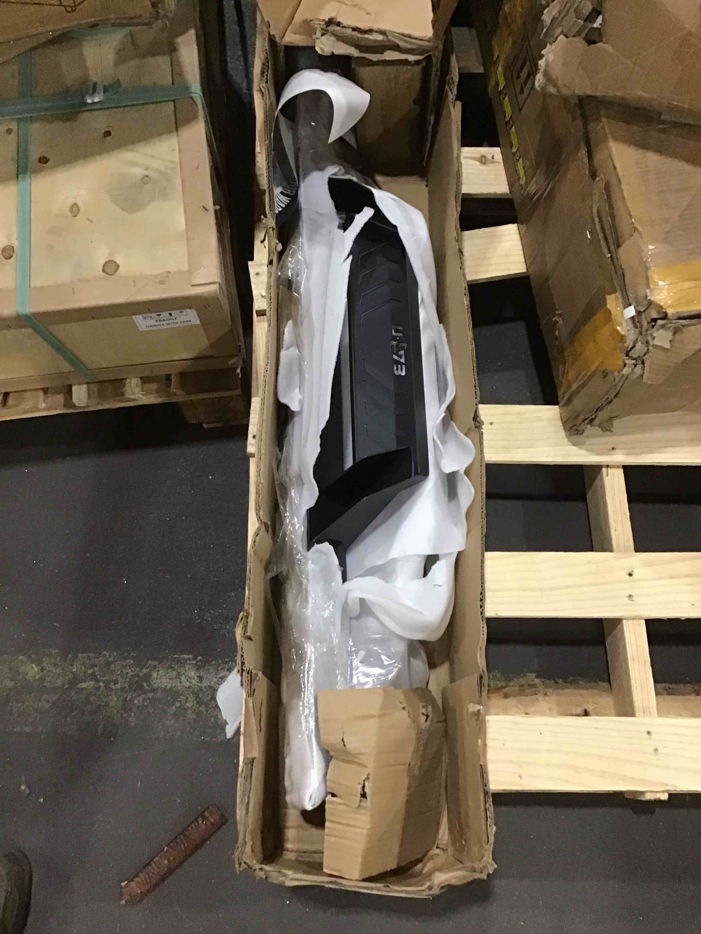 https://s3.amazonaws.com/lotting-images-prod/bidfta/PPE1872196_1741301656471.jpeg