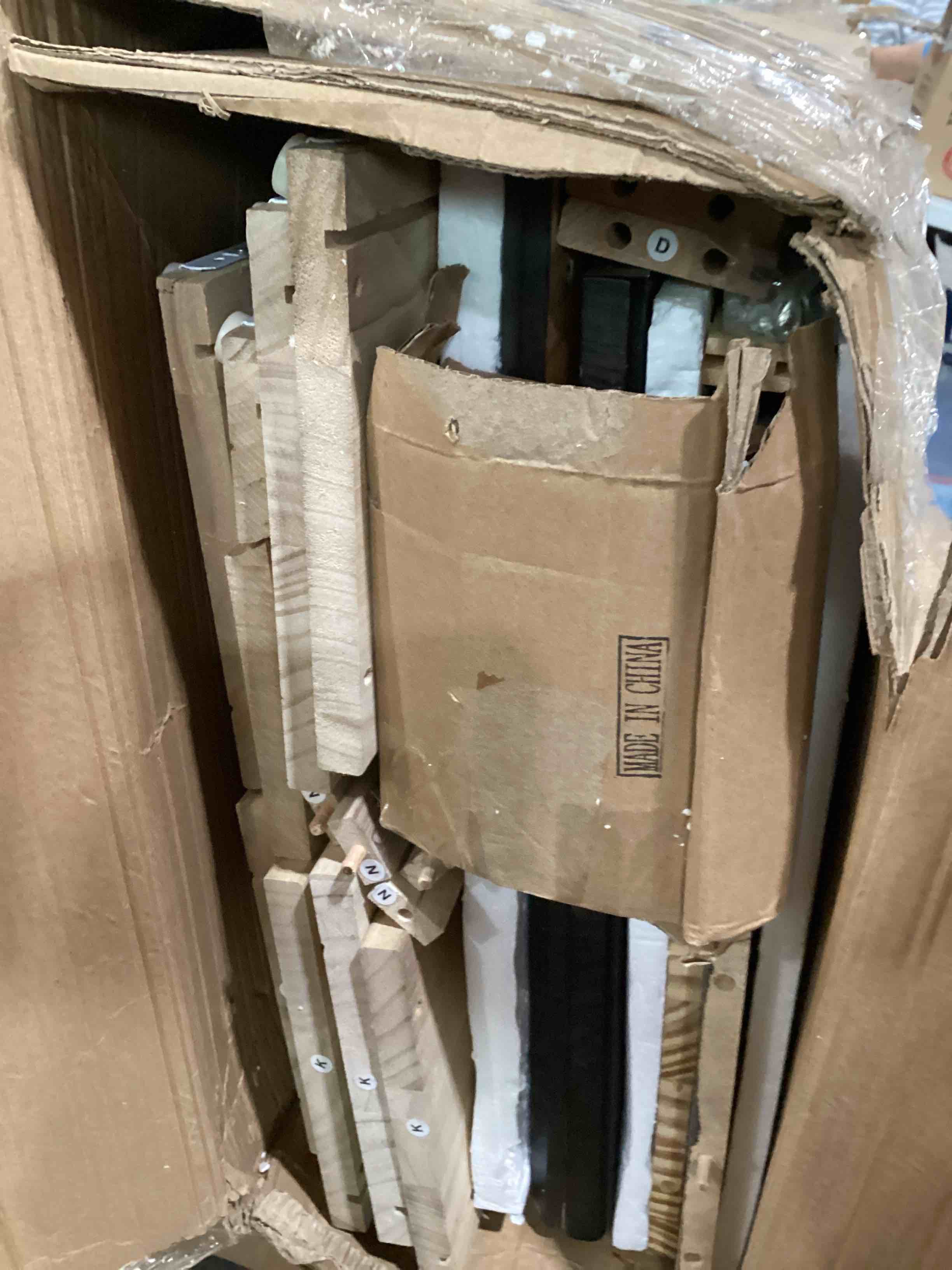https://s3.amazonaws.com/lotting-images-prod/bidfta/PPE1872305_1750357407392.jpeg