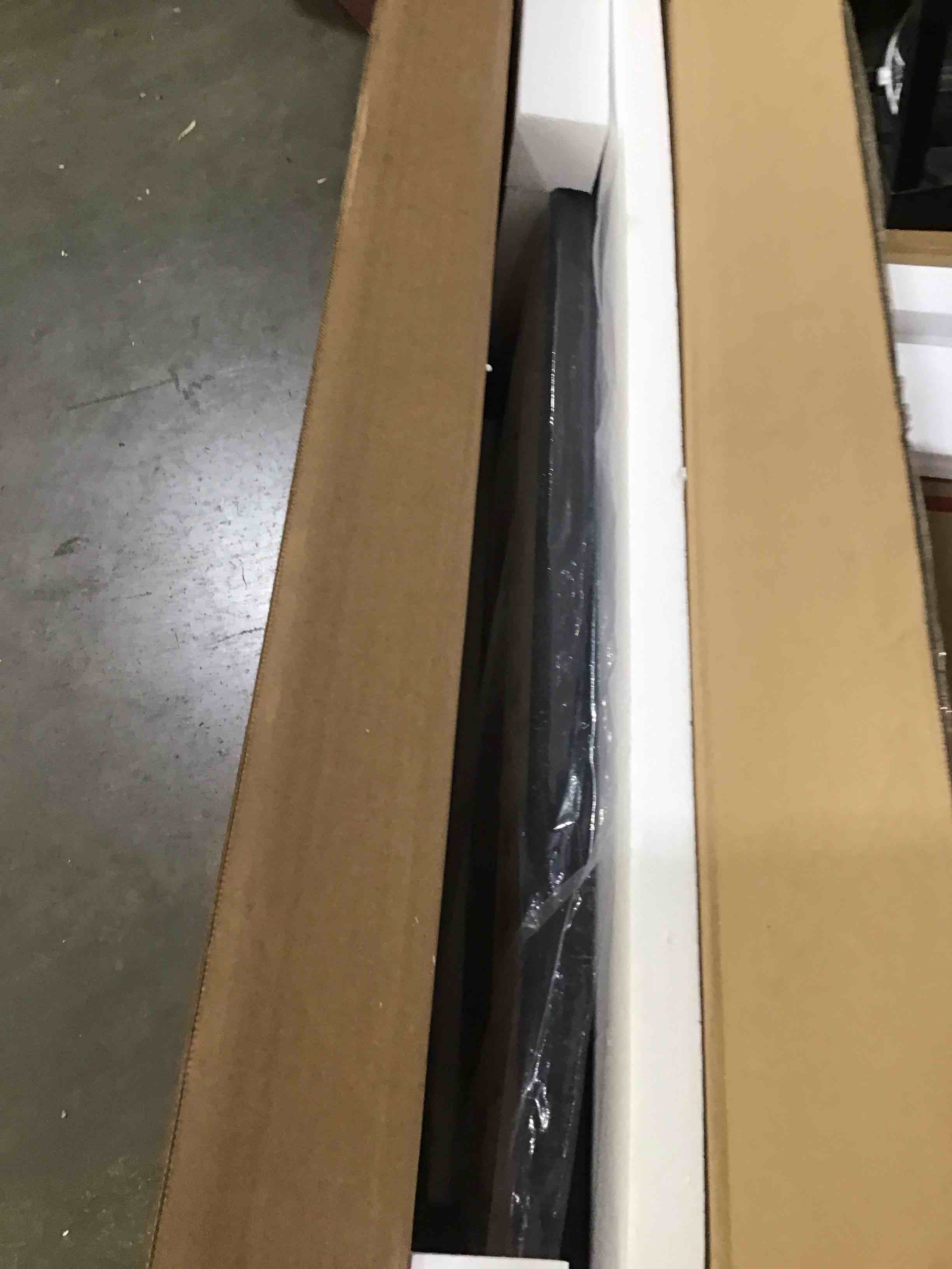 https://s3.amazonaws.com/lotting-images-prod/bidfta/PPE1877452_1749679105092.jpeg