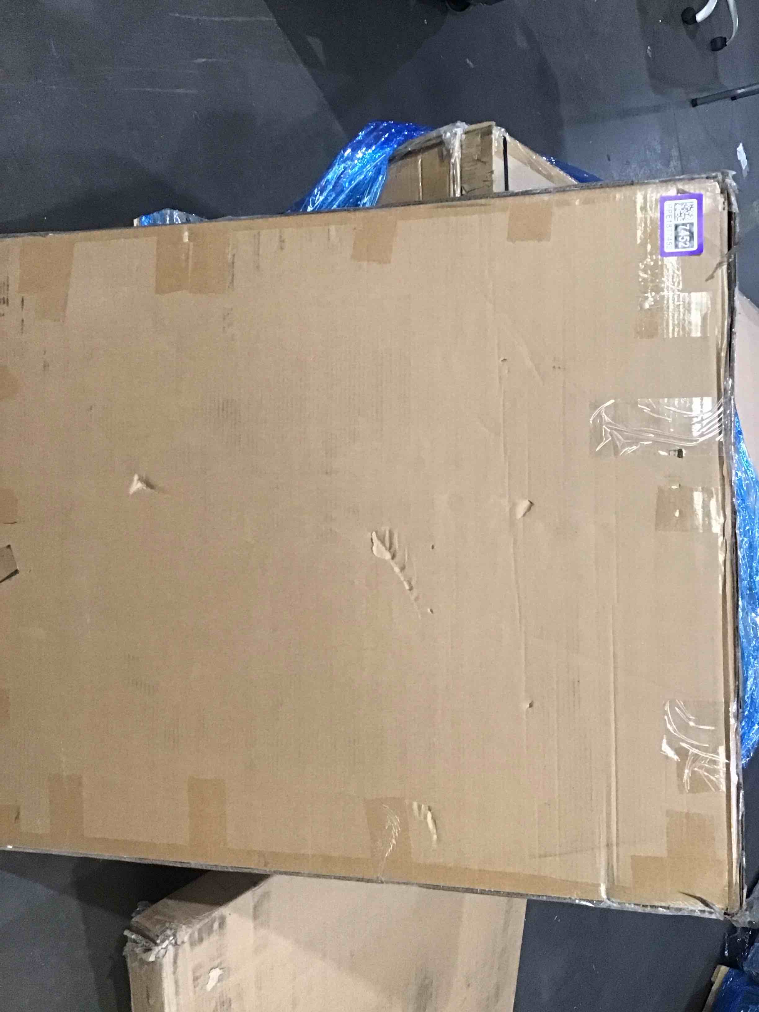 https://s3.amazonaws.com/lotting-images-prod/bidfta/PPE1877452_1749679208818.jpeg