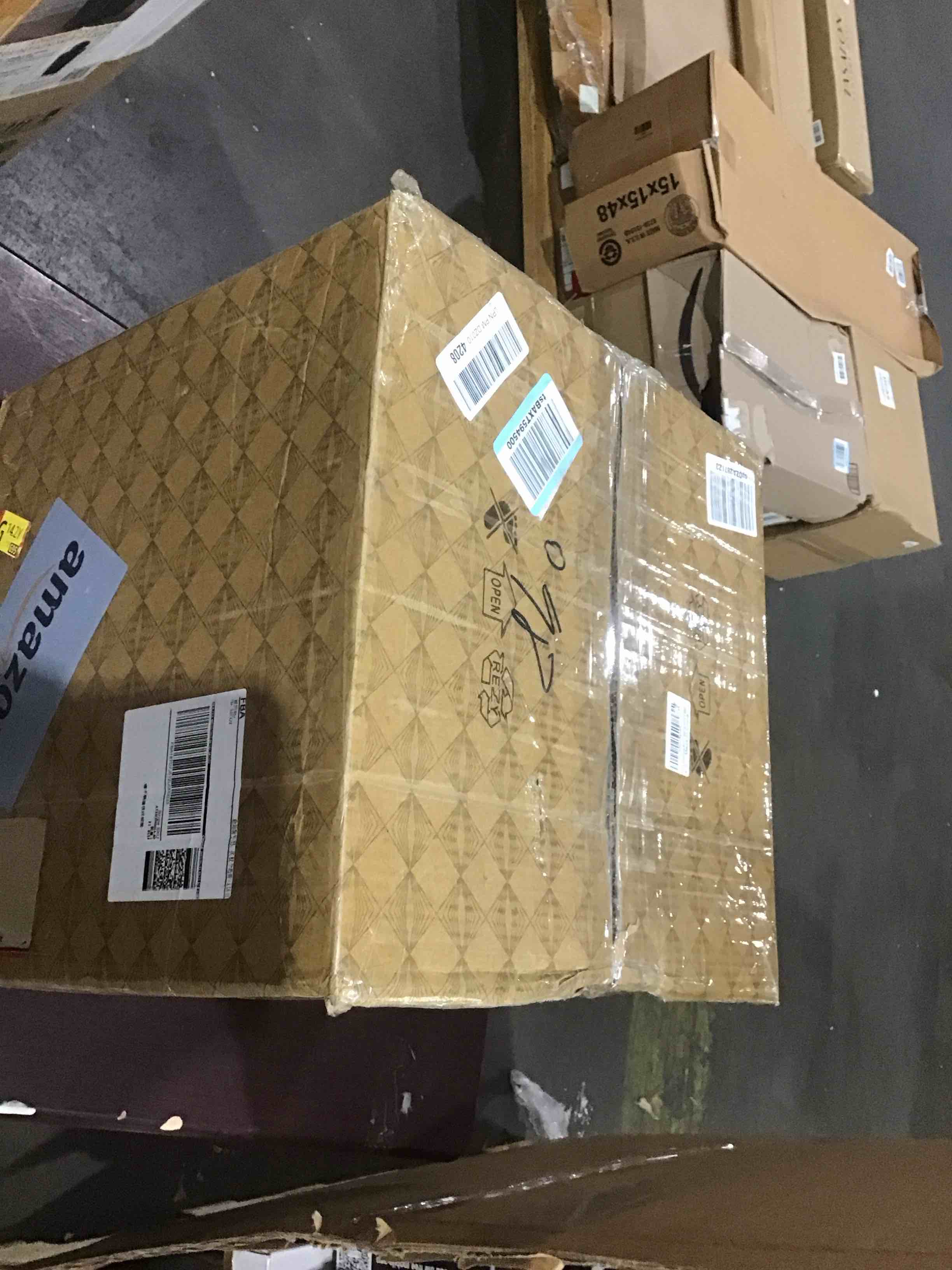 https://s3.amazonaws.com/lotting-images-prod/bidfta/PPE1877745_1750268752948.jpeg