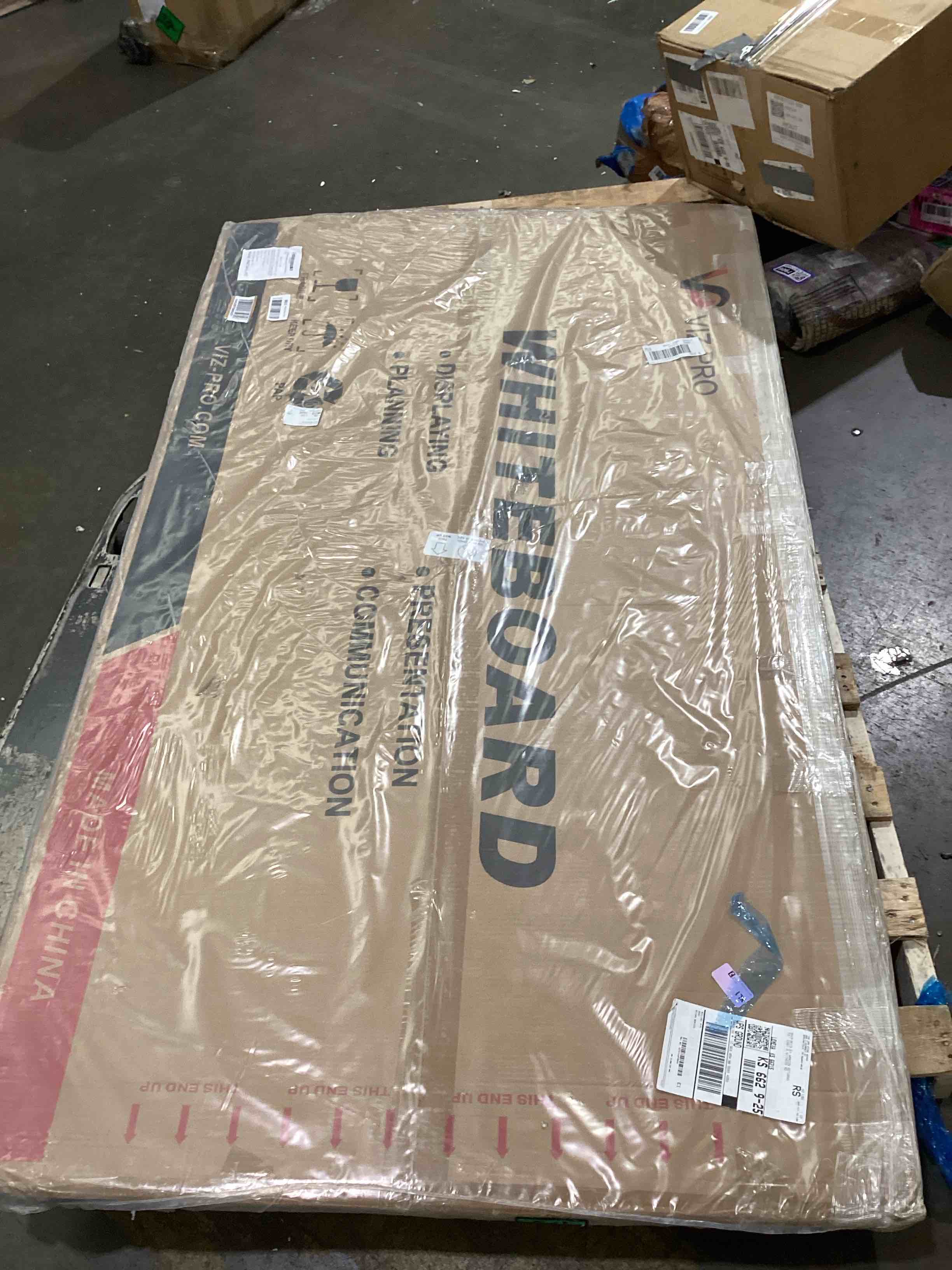 https://s3.amazonaws.com/lotting-images-prod/bidfta/PPE1877917_1750709042538.jpeg