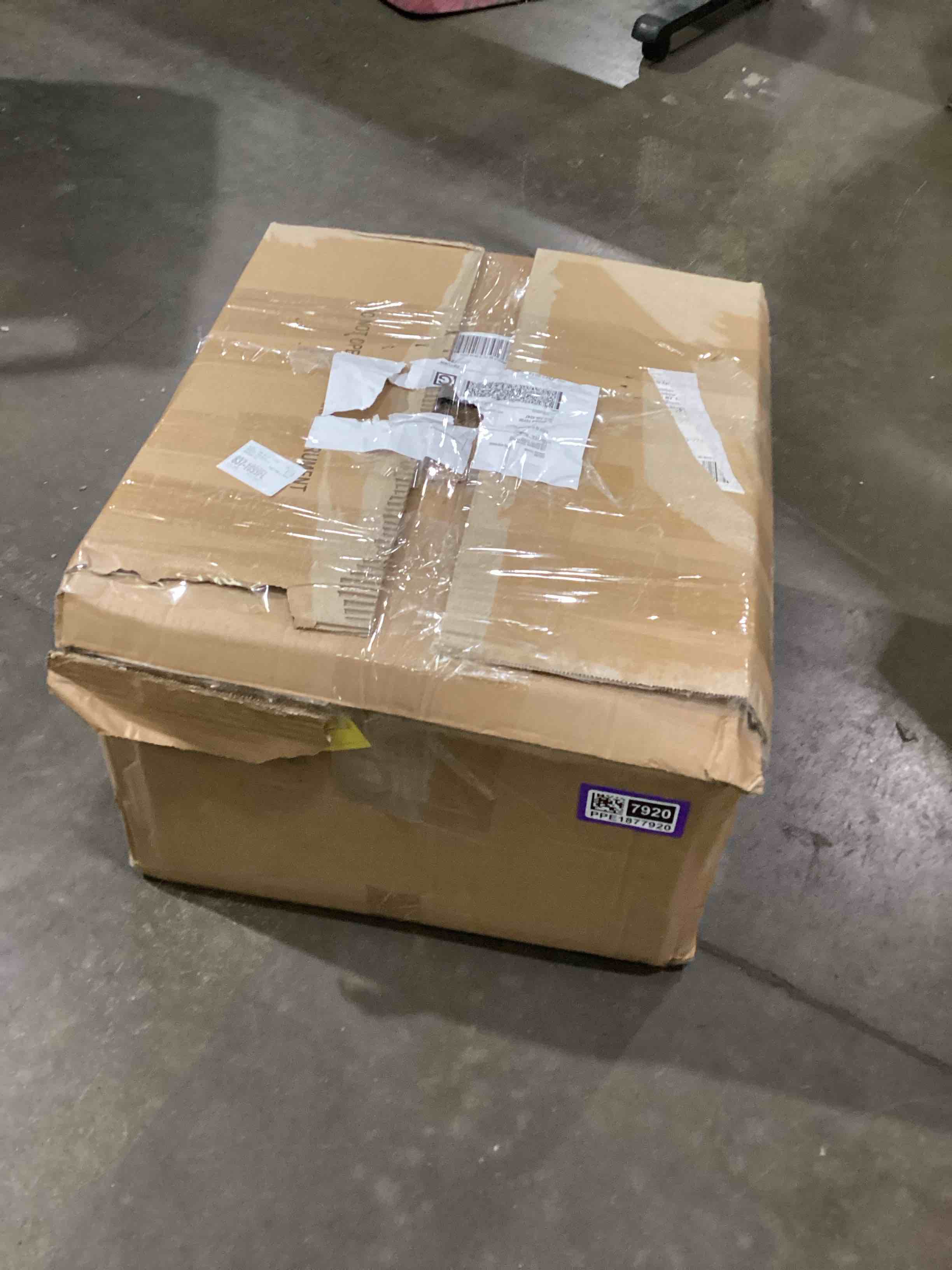 https://s3.amazonaws.com/lotting-images-prod/bidfta/PPE1877920_1750776779991.jpeg