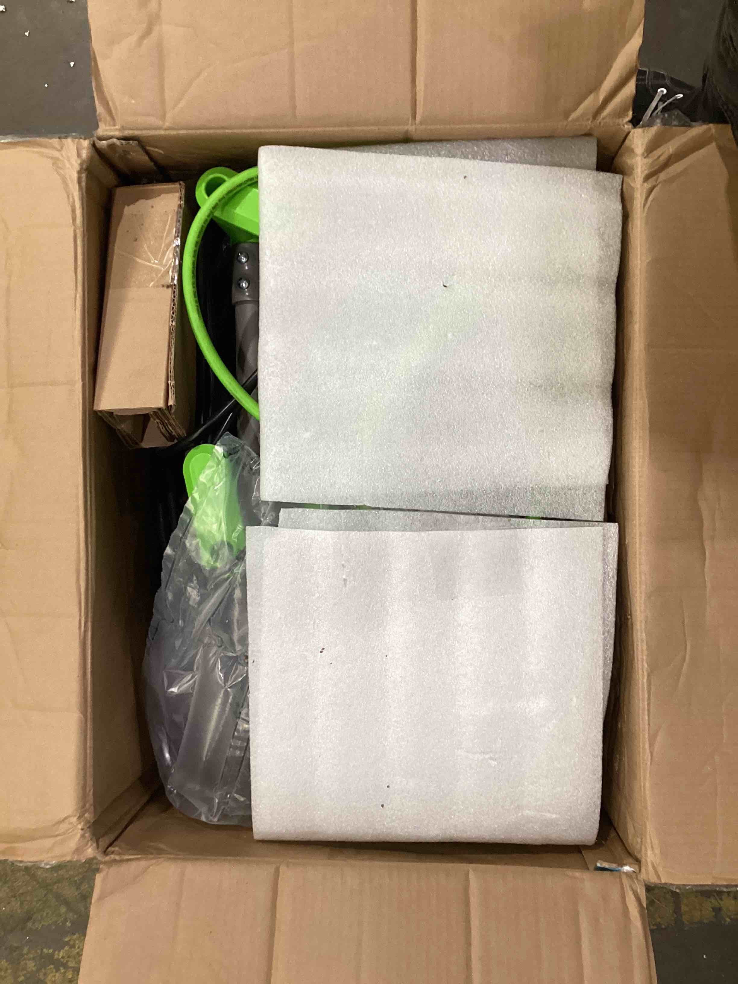 https://s3.amazonaws.com/lotting-images-prod/bidfta/PPE1877930_1750789581669.jpeg