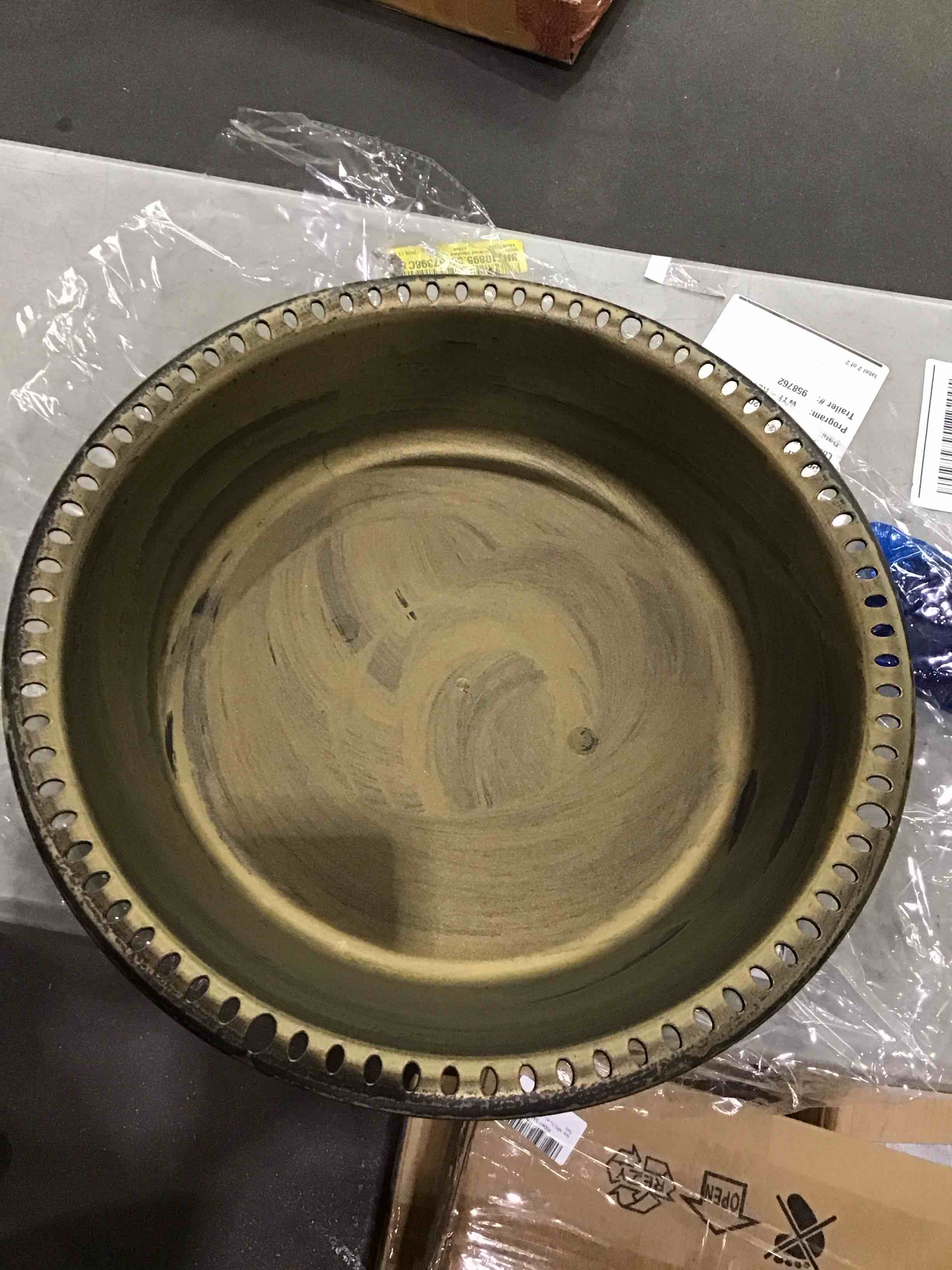 https://s3.amazonaws.com/lotting-images-prod/bidfta/PPE1877978_1752167535541.jpeg