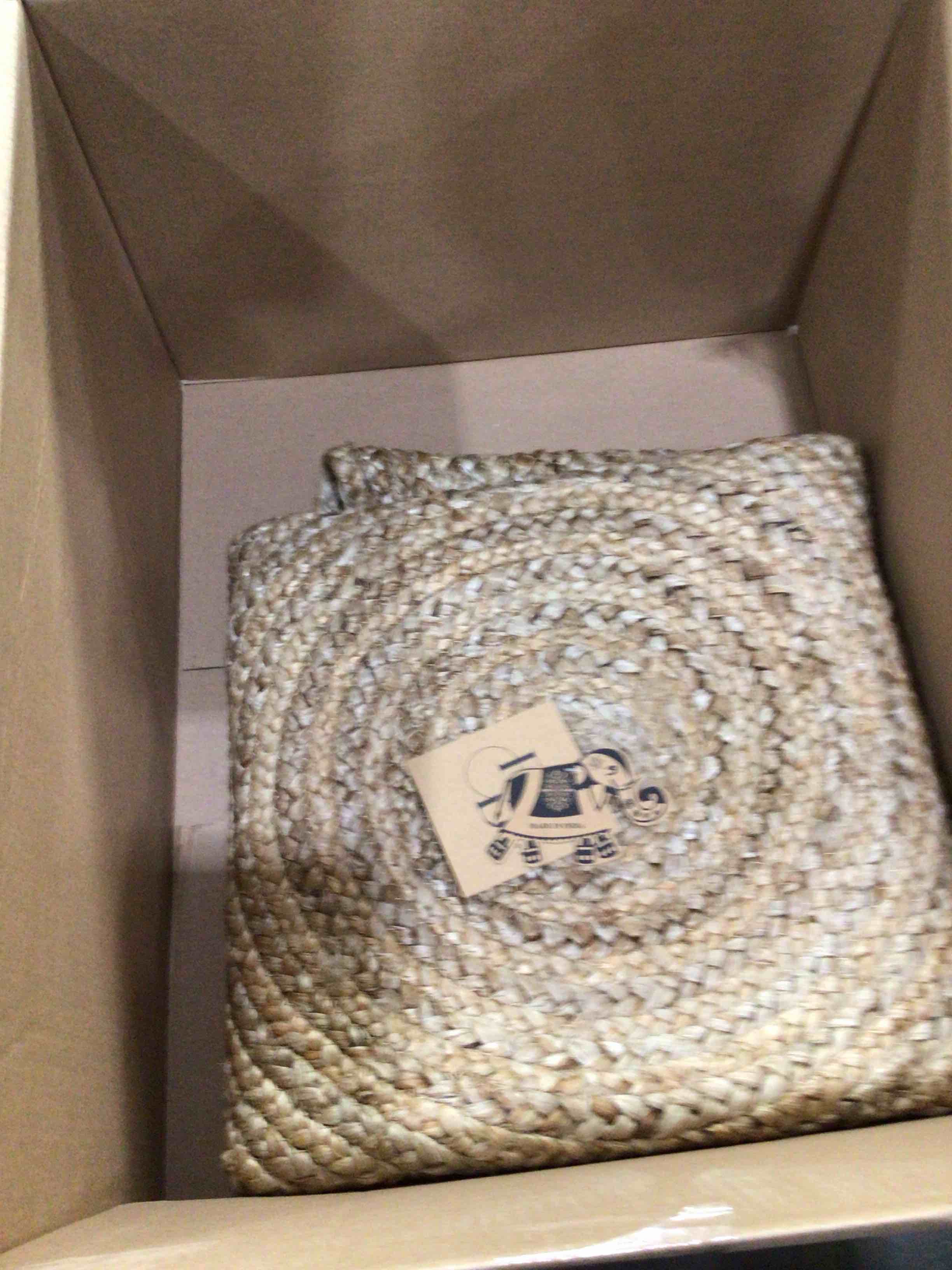 https://s3.amazonaws.com/lotting-images-prod/bidfta/PPE1878378_1753118245694.jpeg