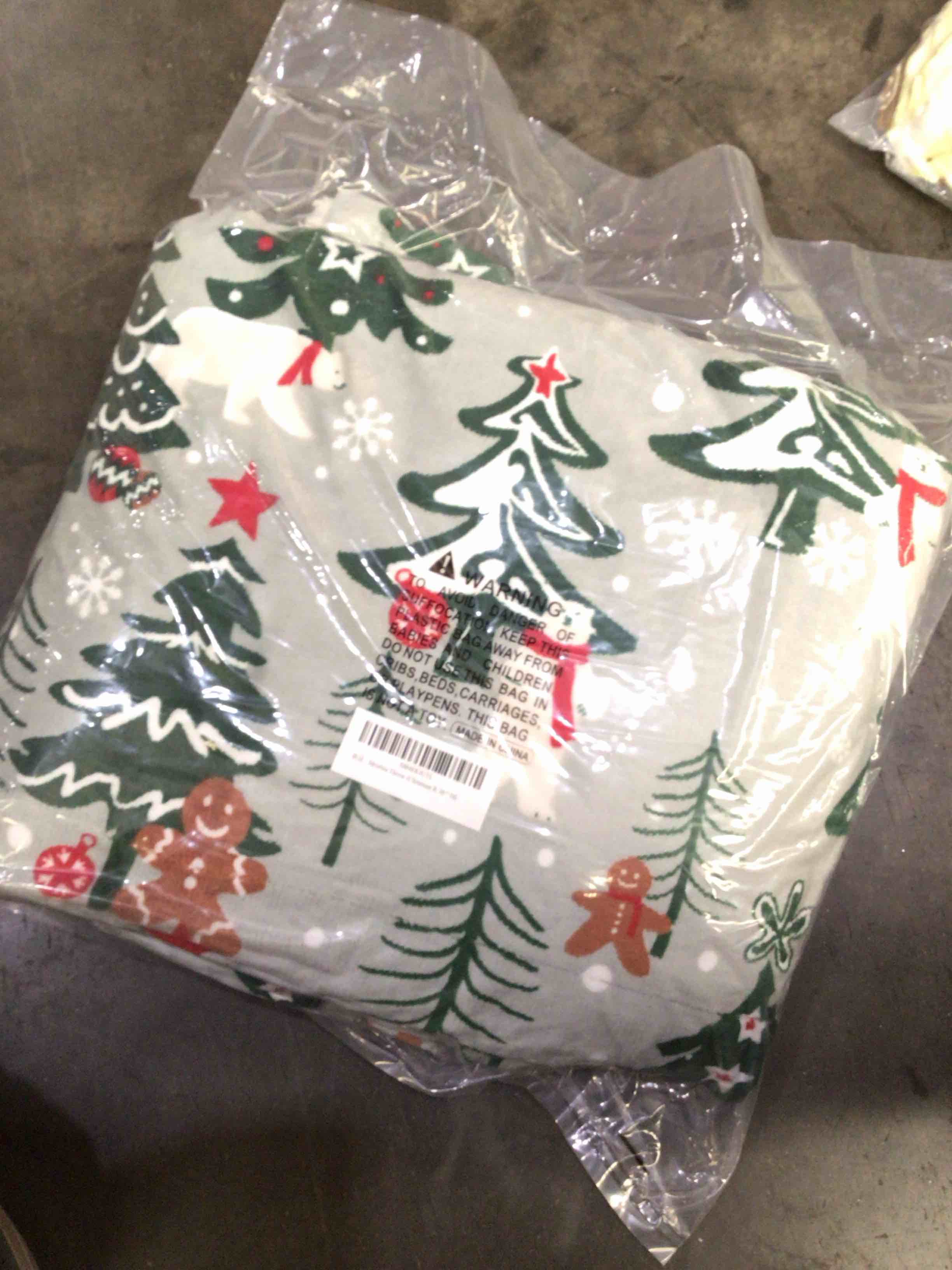https://s3.amazonaws.com/lotting-images-prod/bidfta/PPE1879414_1742589300570.jpeg