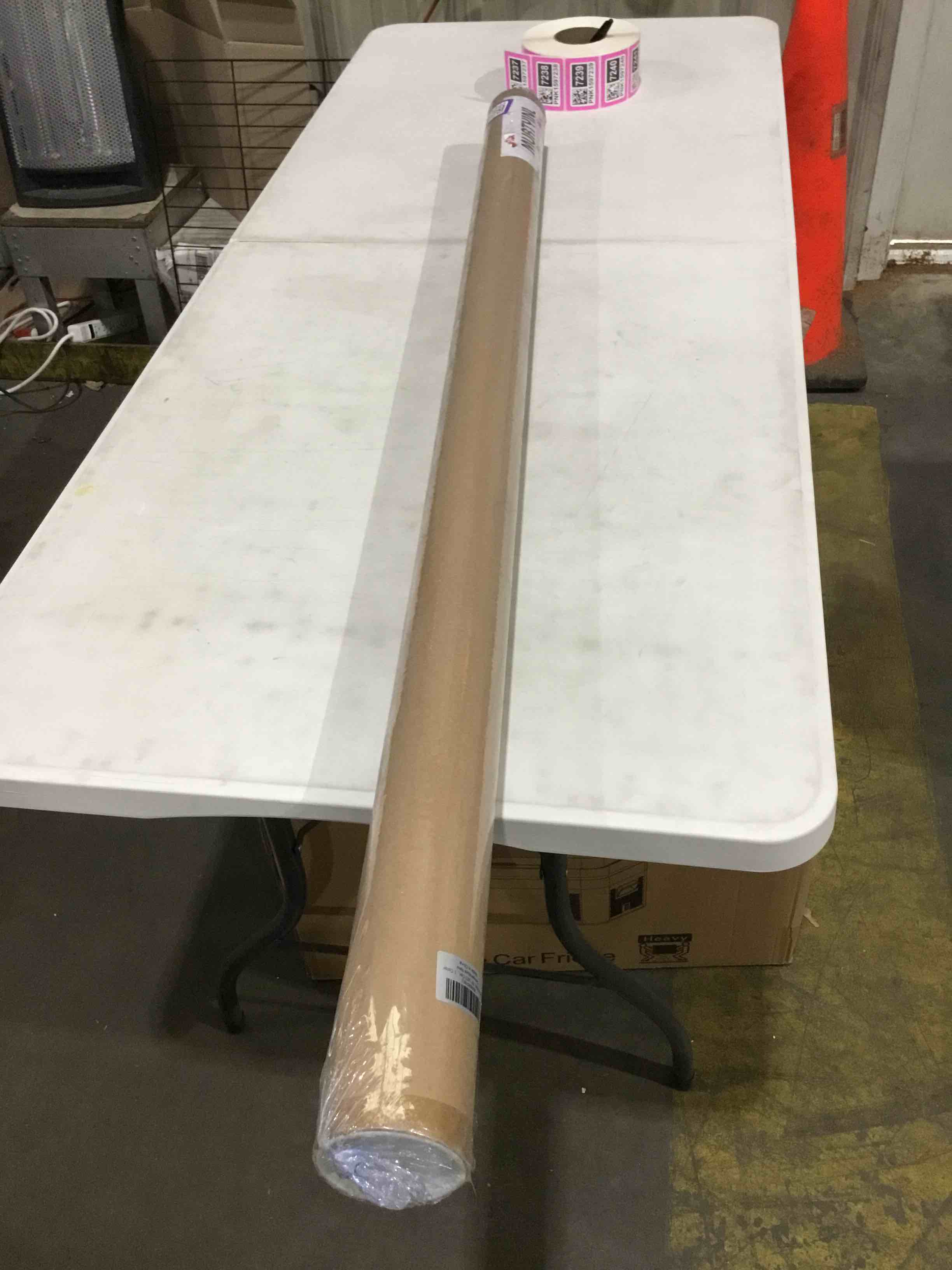 https://s3.amazonaws.com/lotting-images-prod/bidfta/PPE1879531_1746569915731.jpeg
