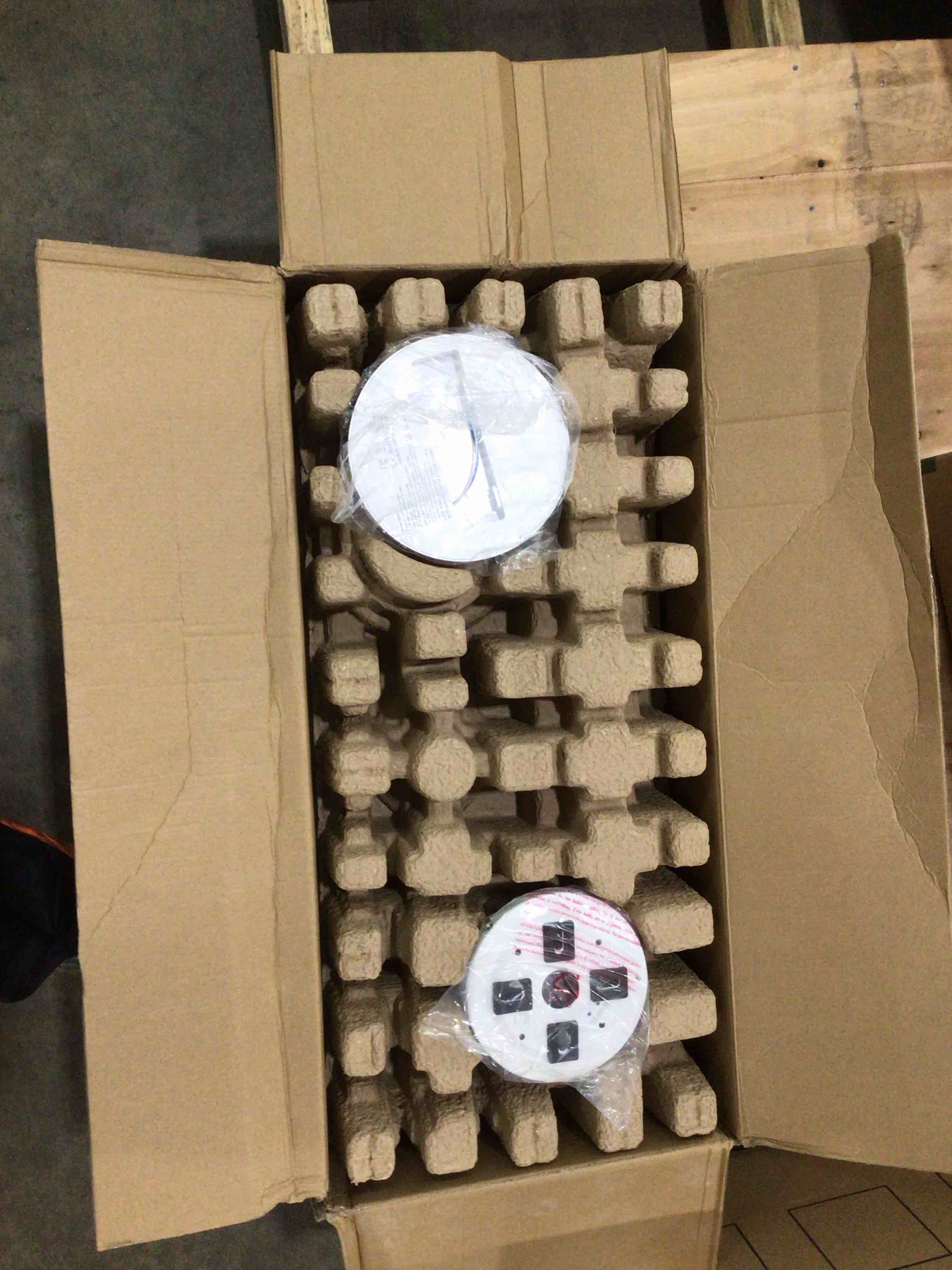 https://s3.amazonaws.com/lotting-images-prod/bidfta/PPE1879825_1744128059979.jpeg