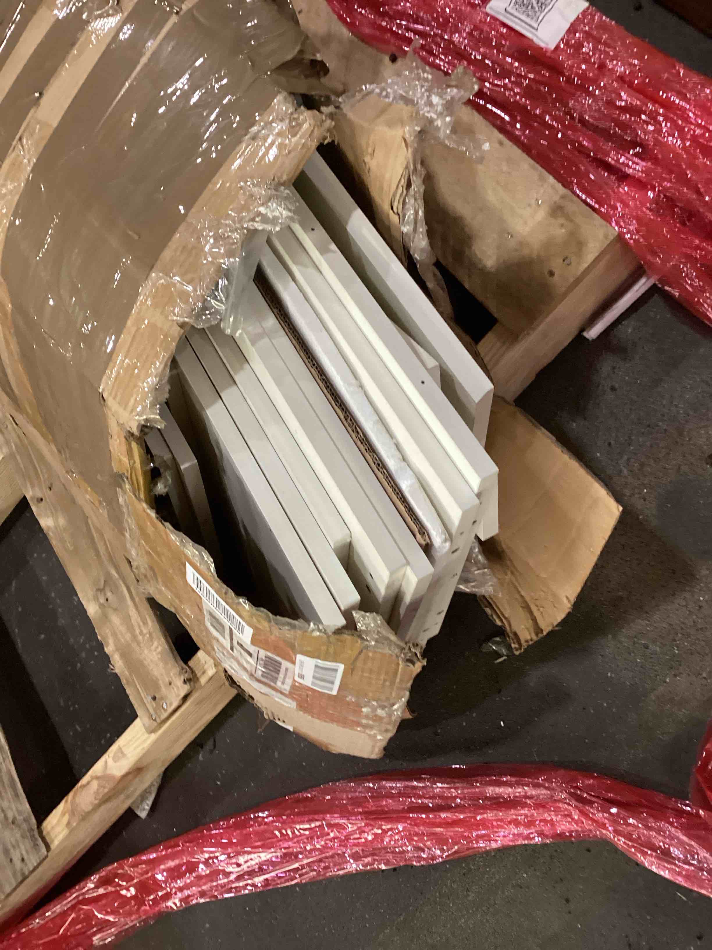 https://s3.amazonaws.com/lotting-images-prod/bidfta/PPE1879929_1744922141607.jpeg