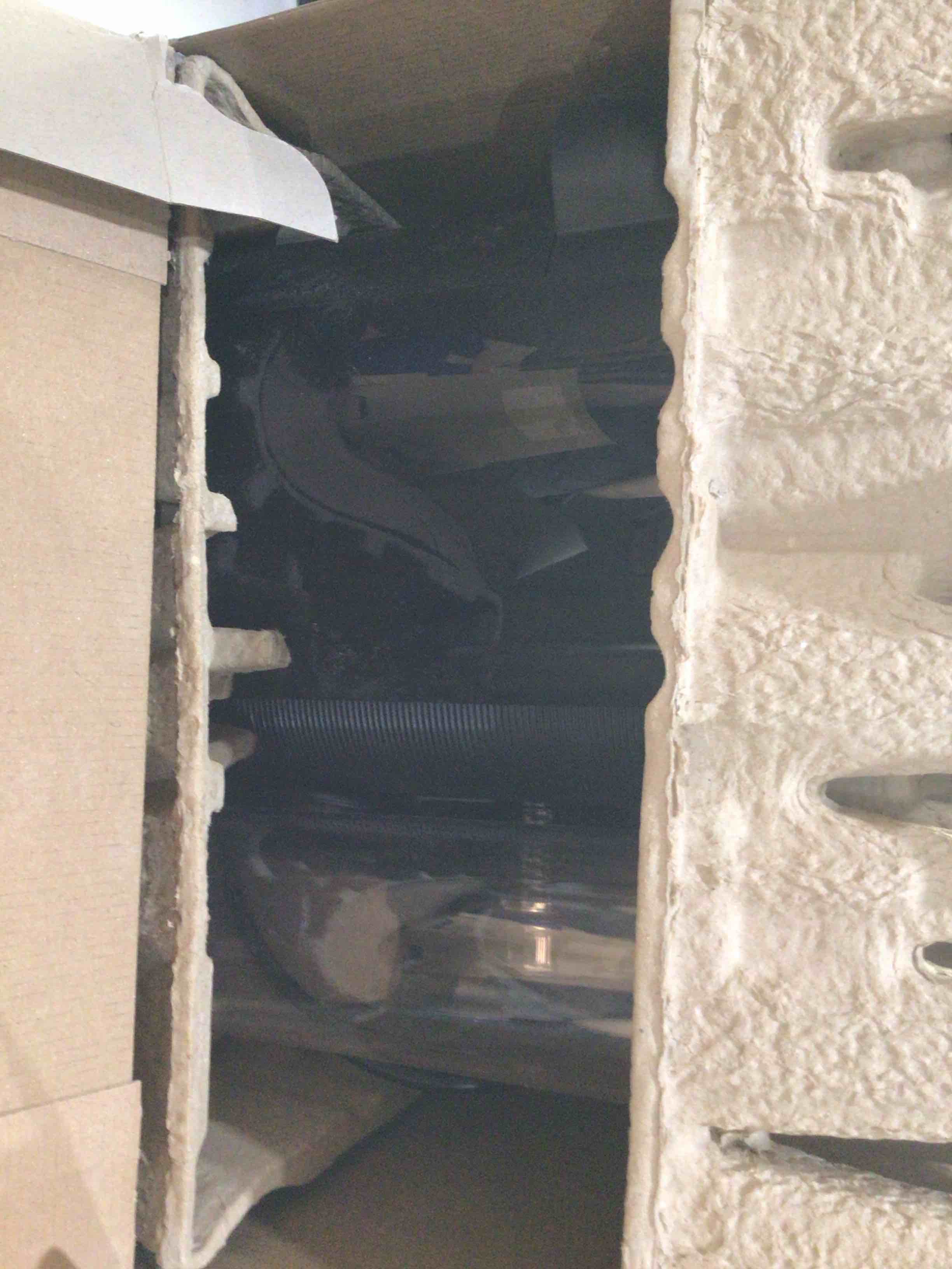 https://s3.amazonaws.com/lotting-images-prod/bidfta/PPE1880185_1746221802547.jpeg