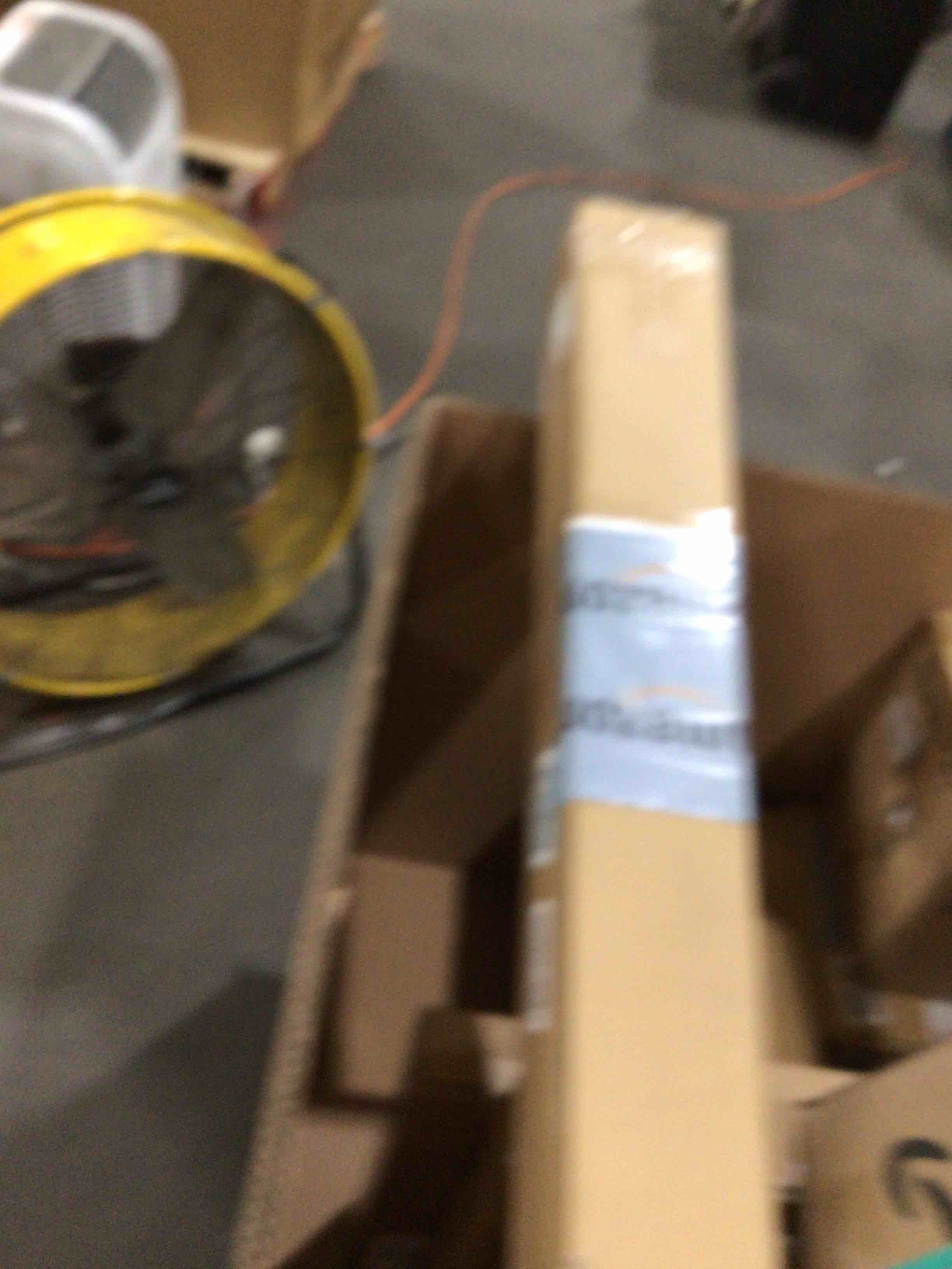 https://s3.amazonaws.com/lotting-images-prod/bidfta/PPE1880235_1746564215335.jpeg