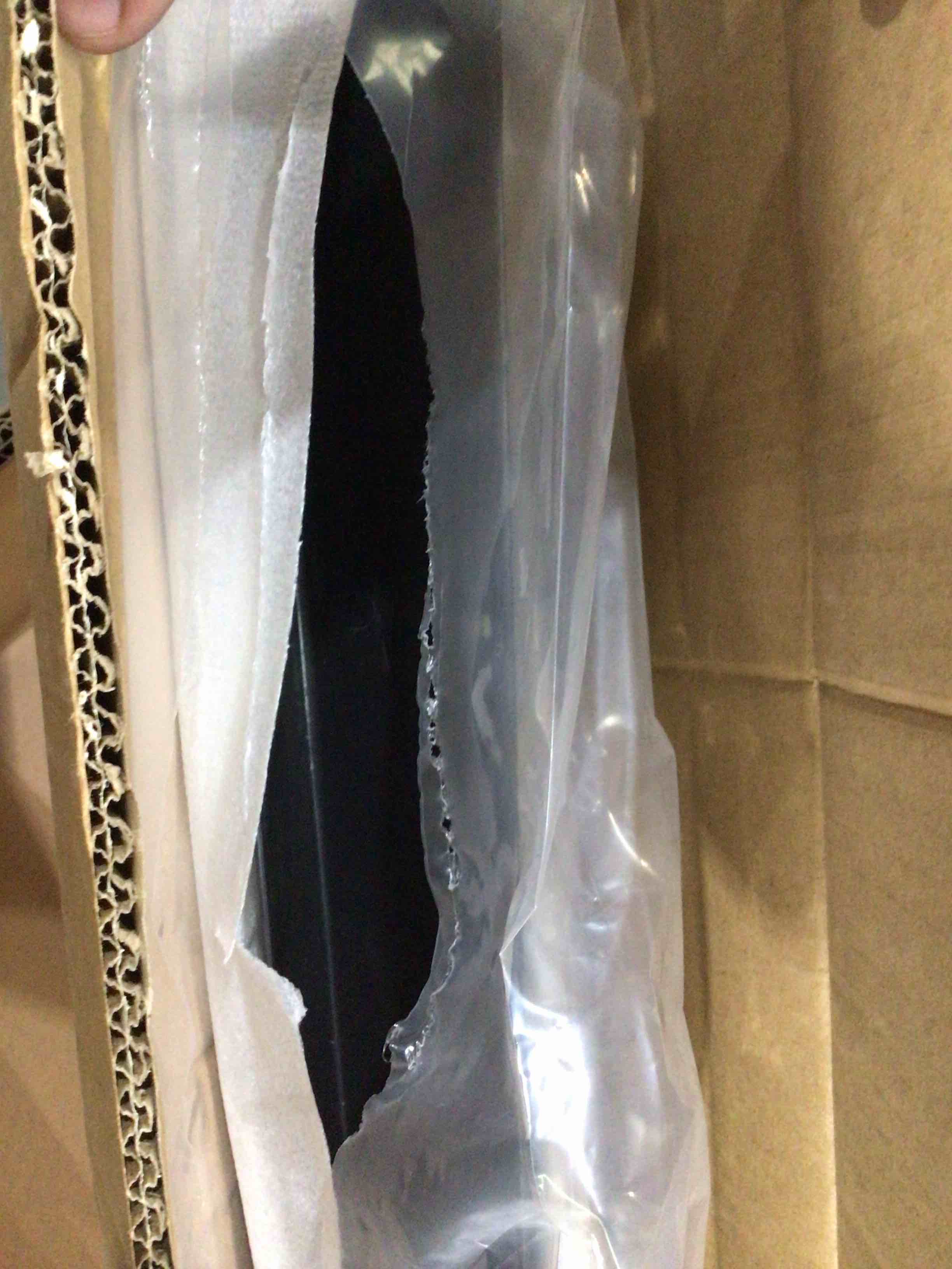 https://s3.amazonaws.com/lotting-images-prod/bidfta/PPE1880244_1746568761117.jpeg