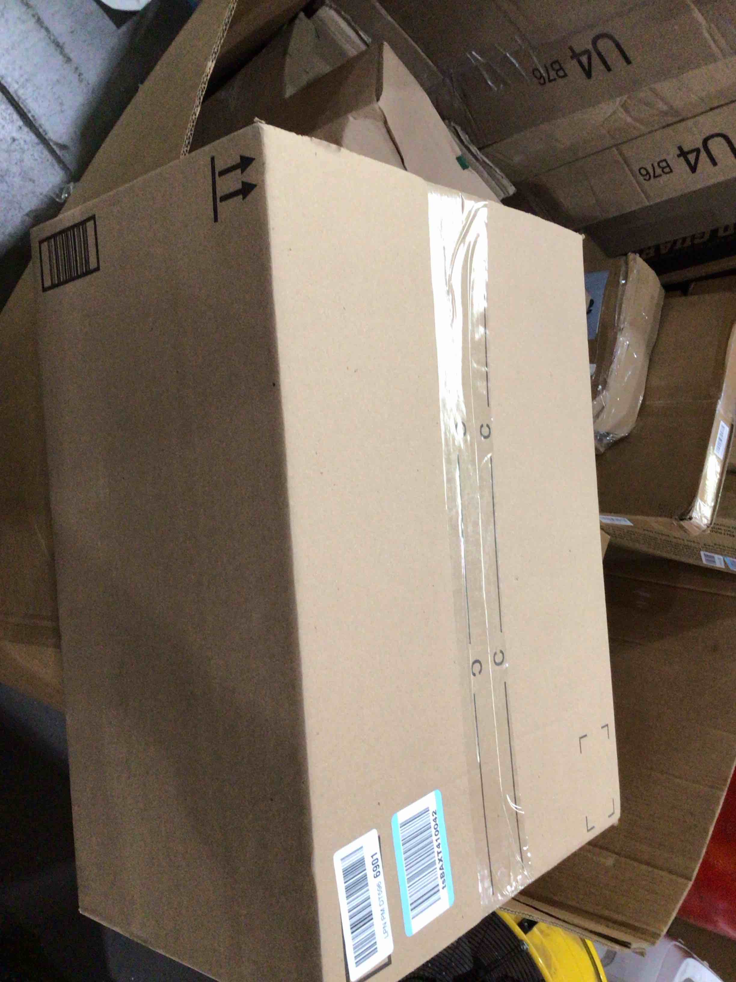 https://s3.amazonaws.com/lotting-images-prod/bidfta/PPE1880275_1746641078848.jpeg