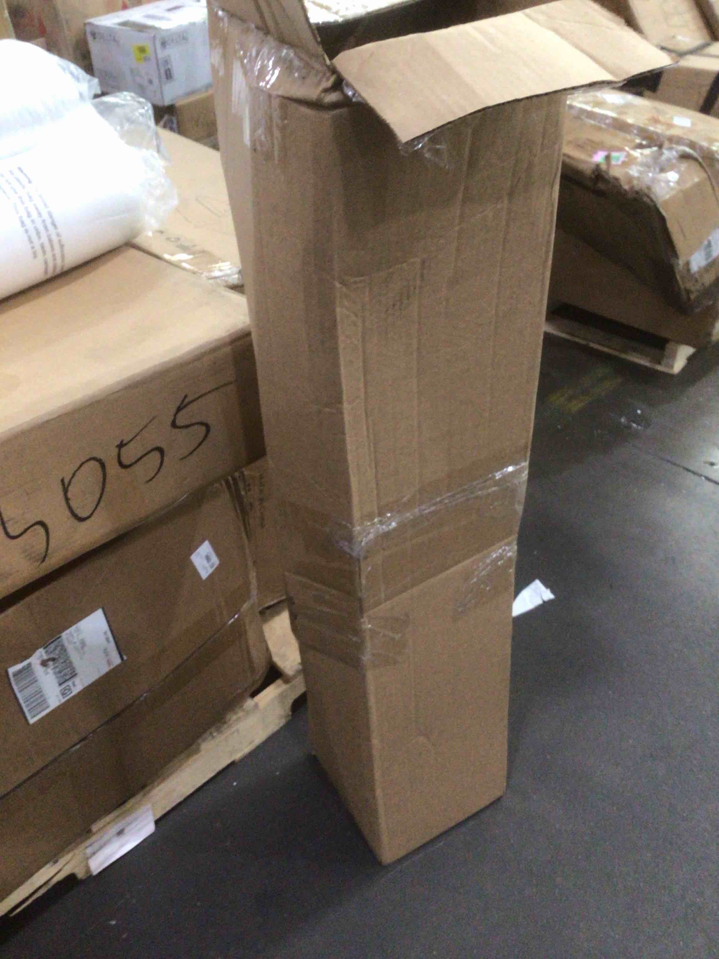 https://s3.amazonaws.com/lotting-images-prod/bidfta/PPE1881605_1750955229160.jpeg