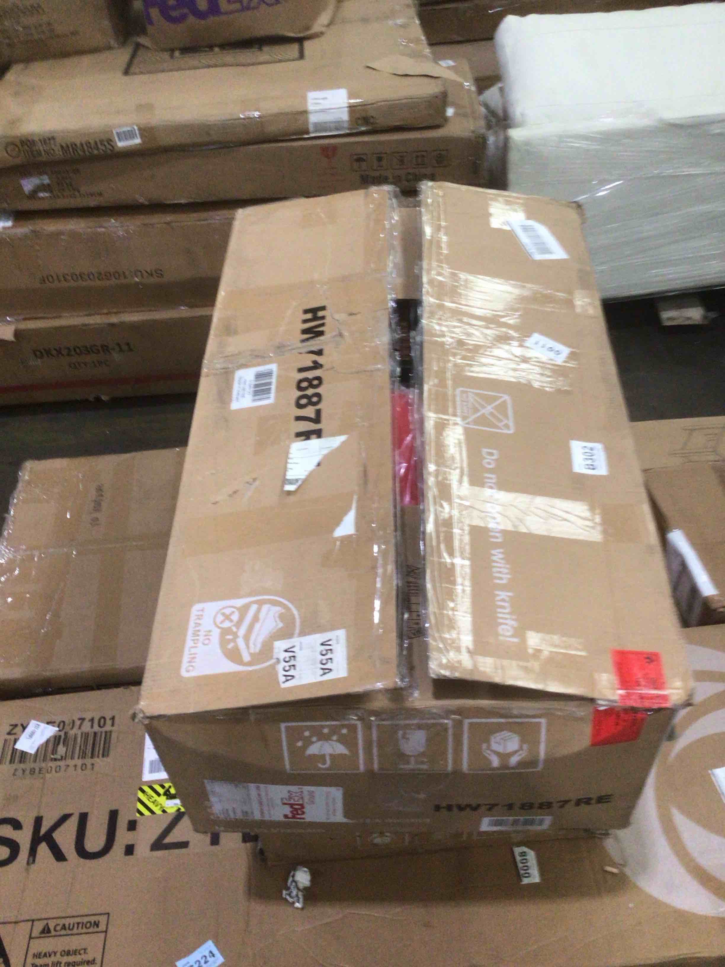 https://s3.amazonaws.com/lotting-images-prod/bidfta/PPE1881625_1751040214511.jpeg