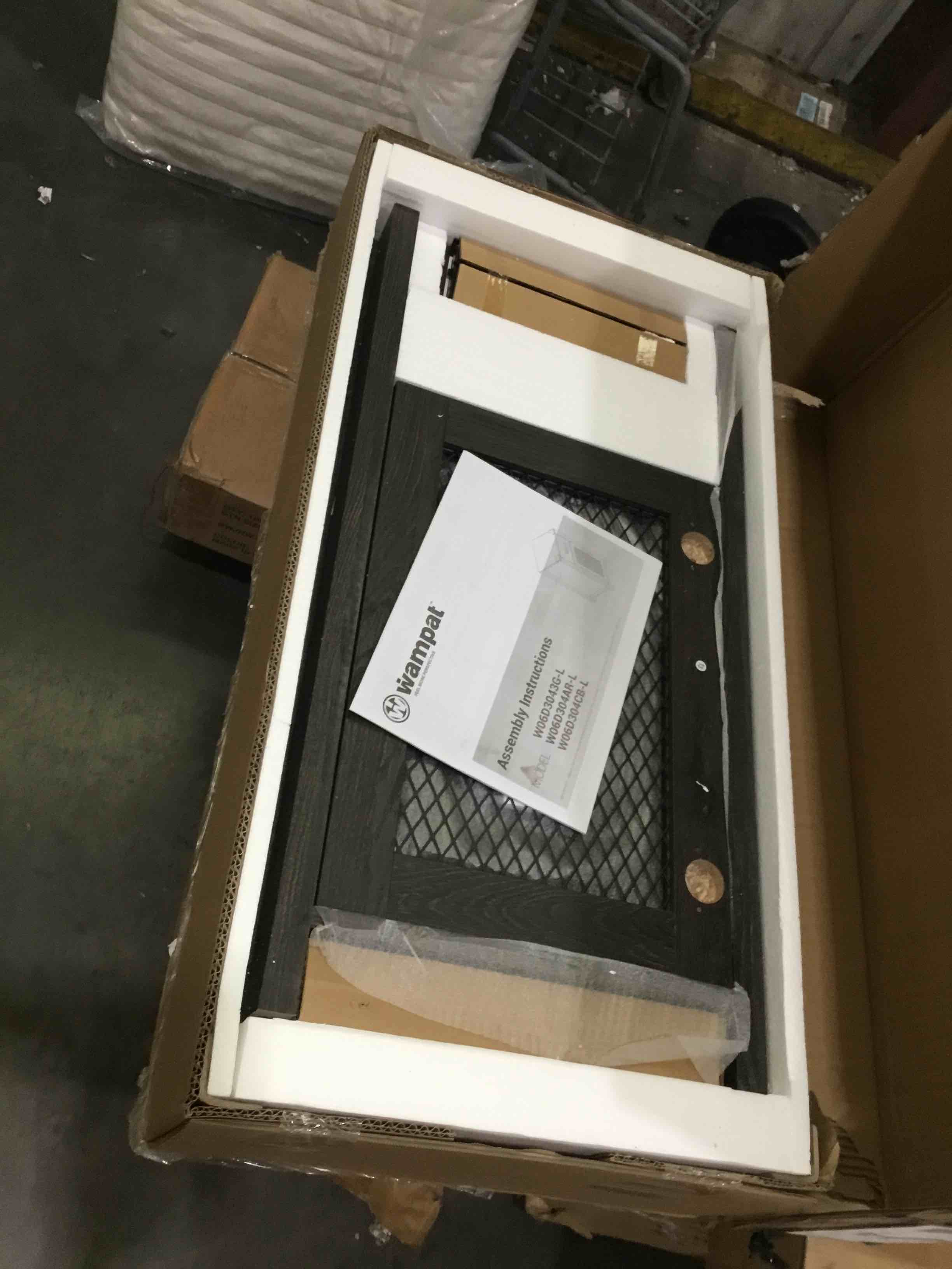 https://s3.amazonaws.com/lotting-images-prod/bidfta/PPE1881729_1751574071656.jpeg