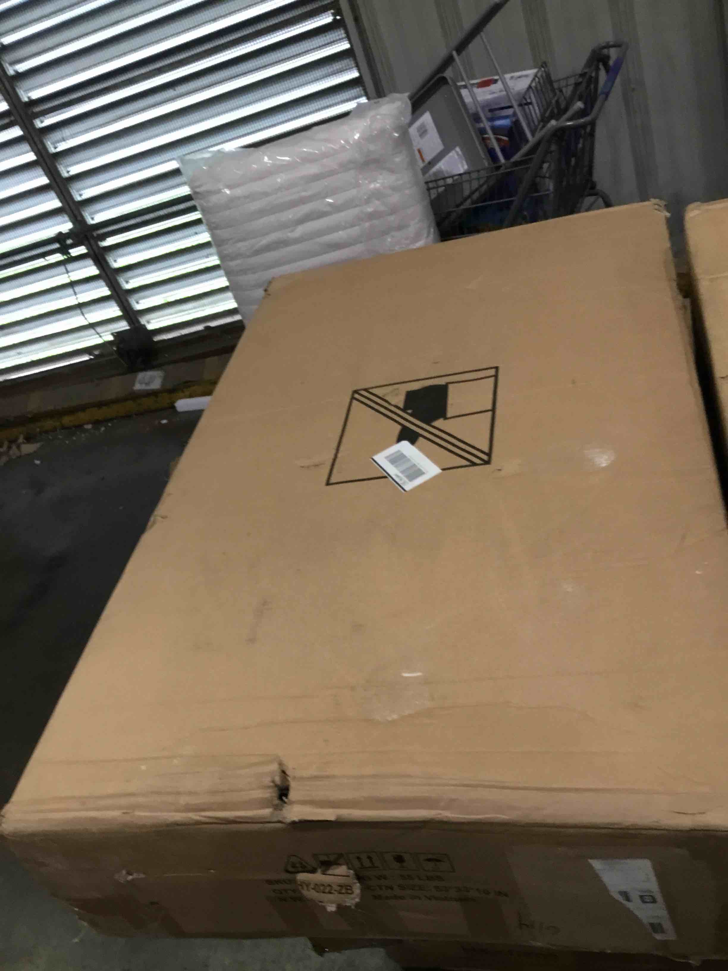 https://s3.amazonaws.com/lotting-images-prod/bidfta/PPE1881732_1751578691614.jpeg