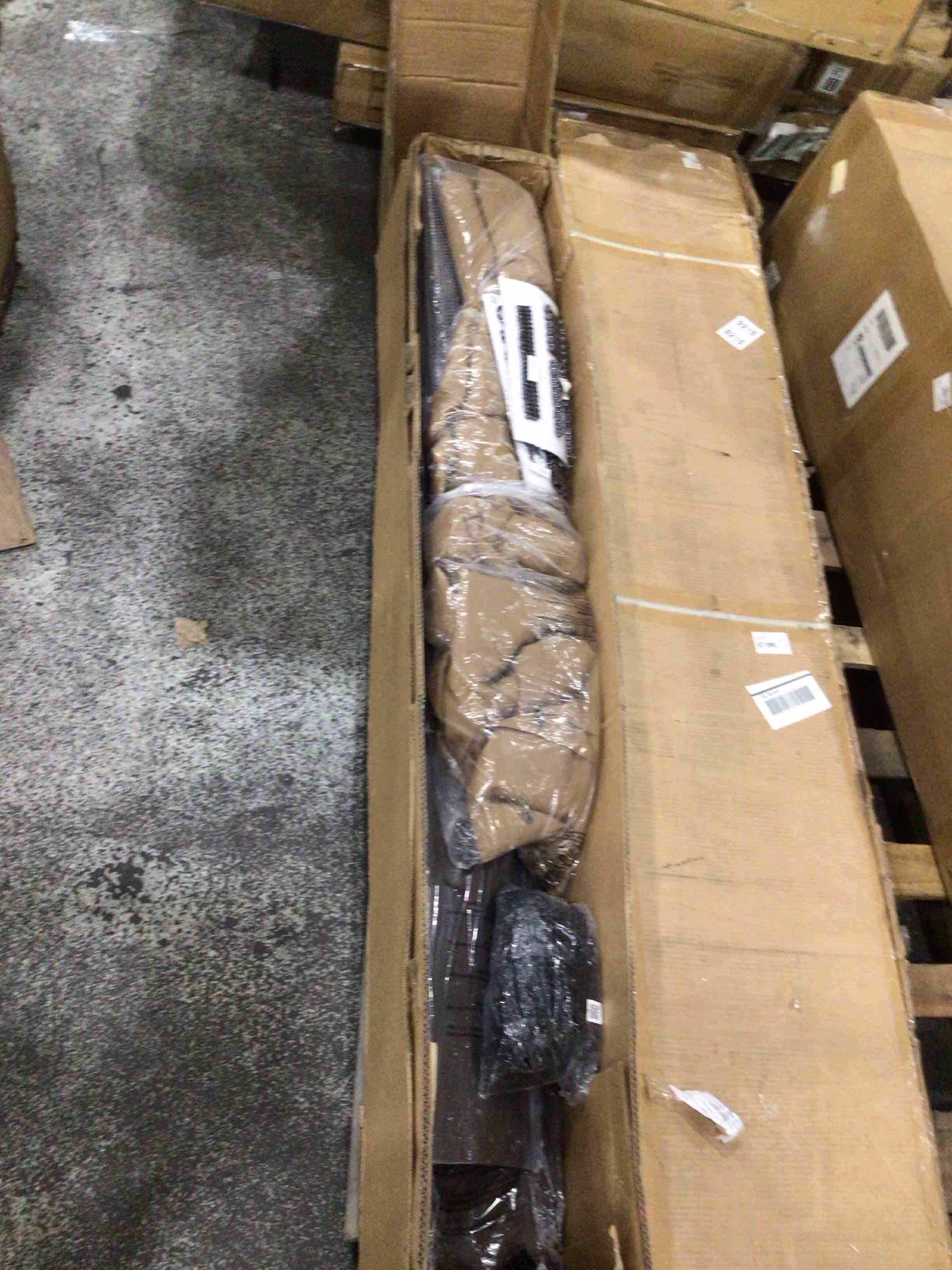 https://s3.amazonaws.com/lotting-images-prod/bidfta/PPE1881784_1752167205171.jpeg