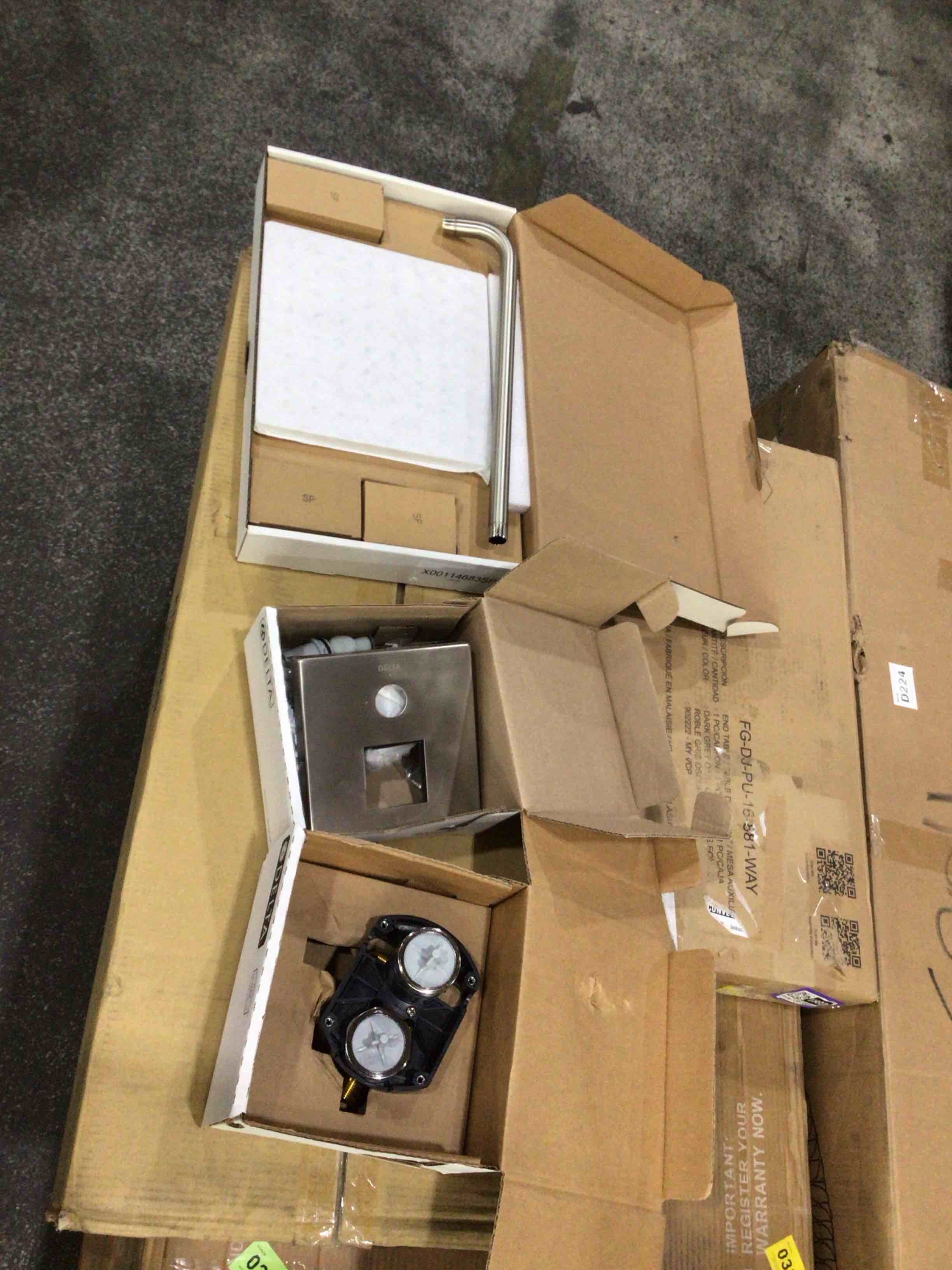 https://s3.amazonaws.com/lotting-images-prod/bidfta/PPE1881804_1752510663756.jpeg