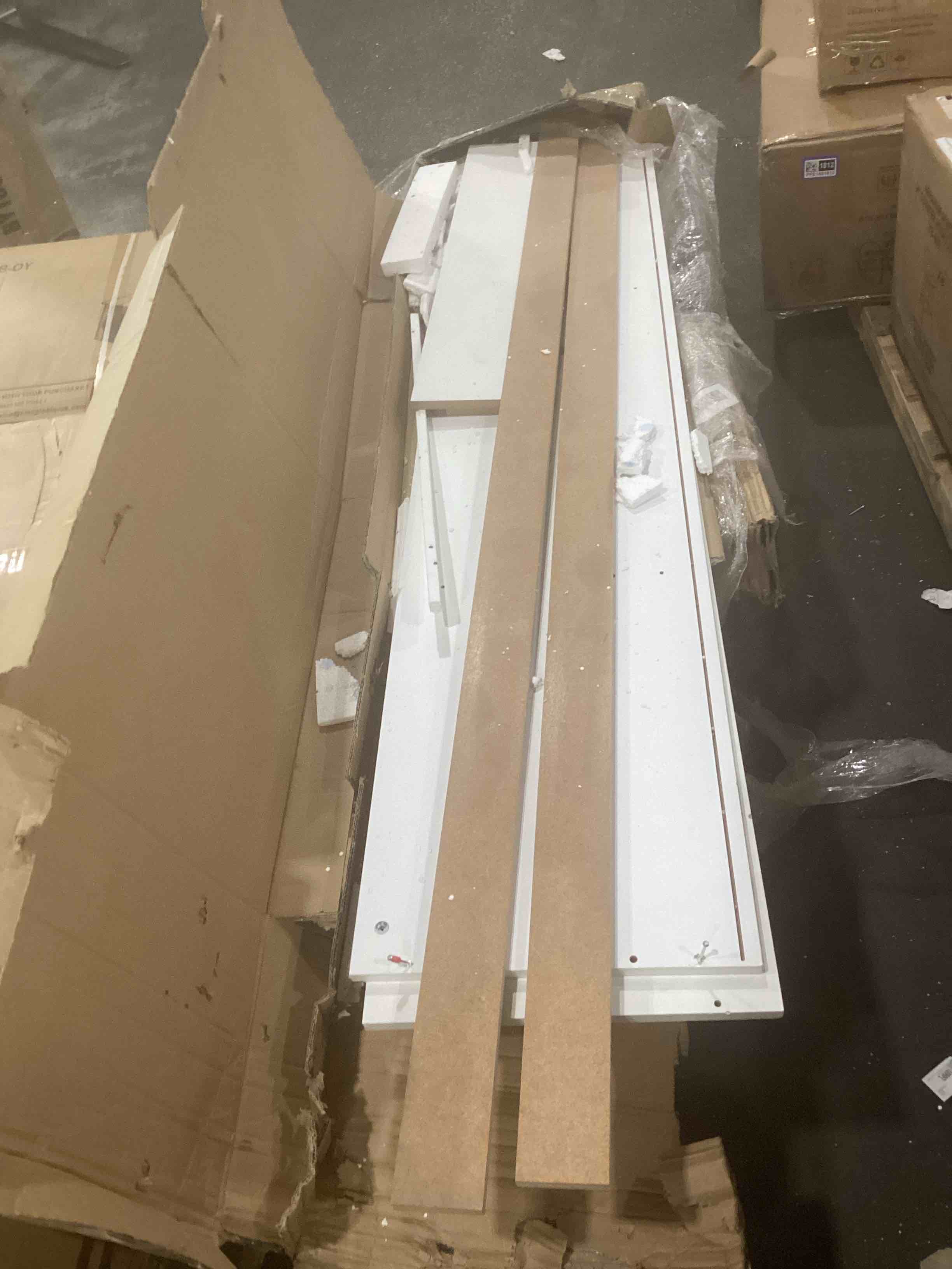 https://s3.amazonaws.com/lotting-images-prod/bidfta/PPE1881821_1752592477207.jpeg