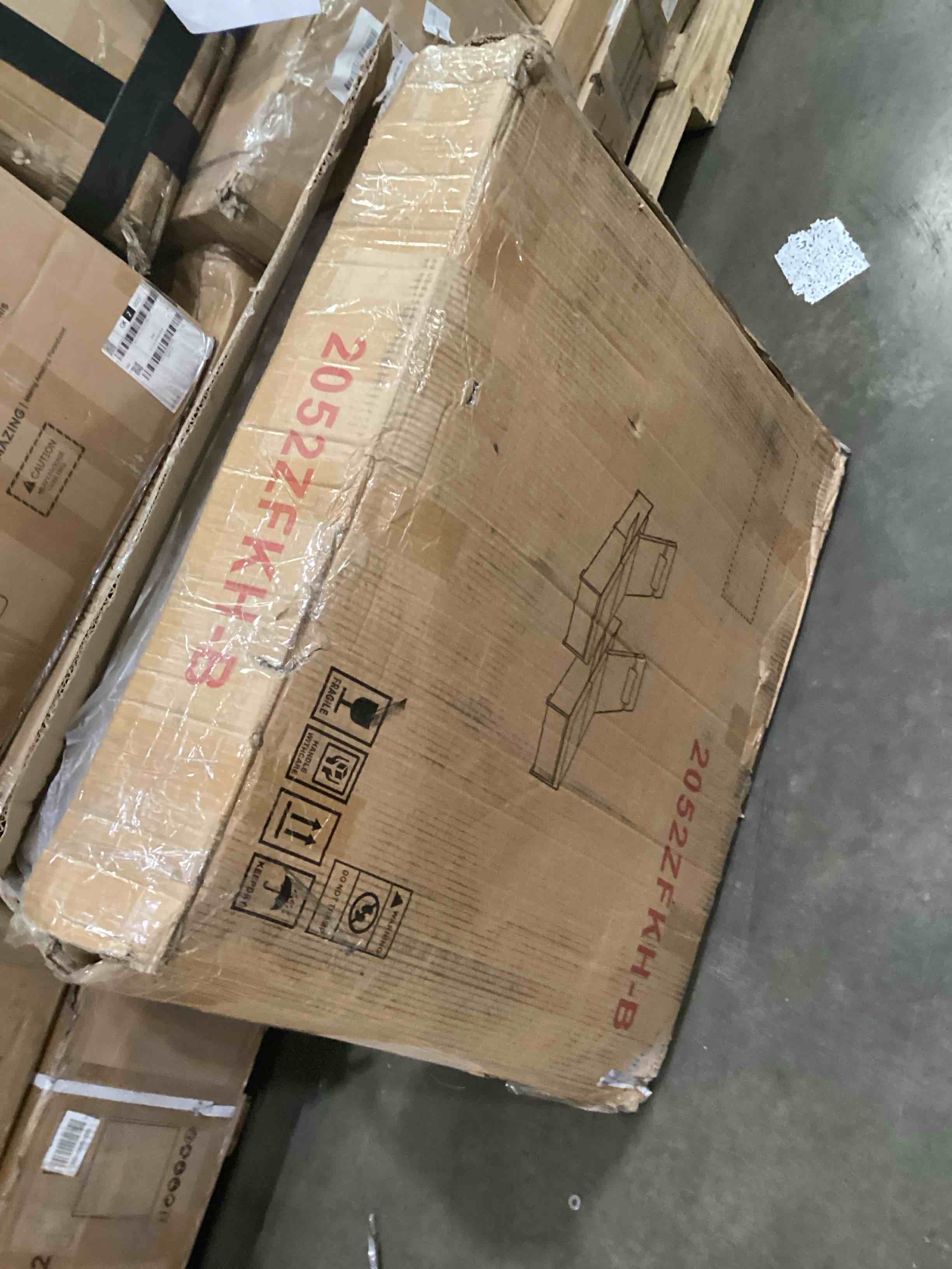 https://s3.amazonaws.com/lotting-images-prod/bidfta/PPE1881848_1752686027969.jpeg