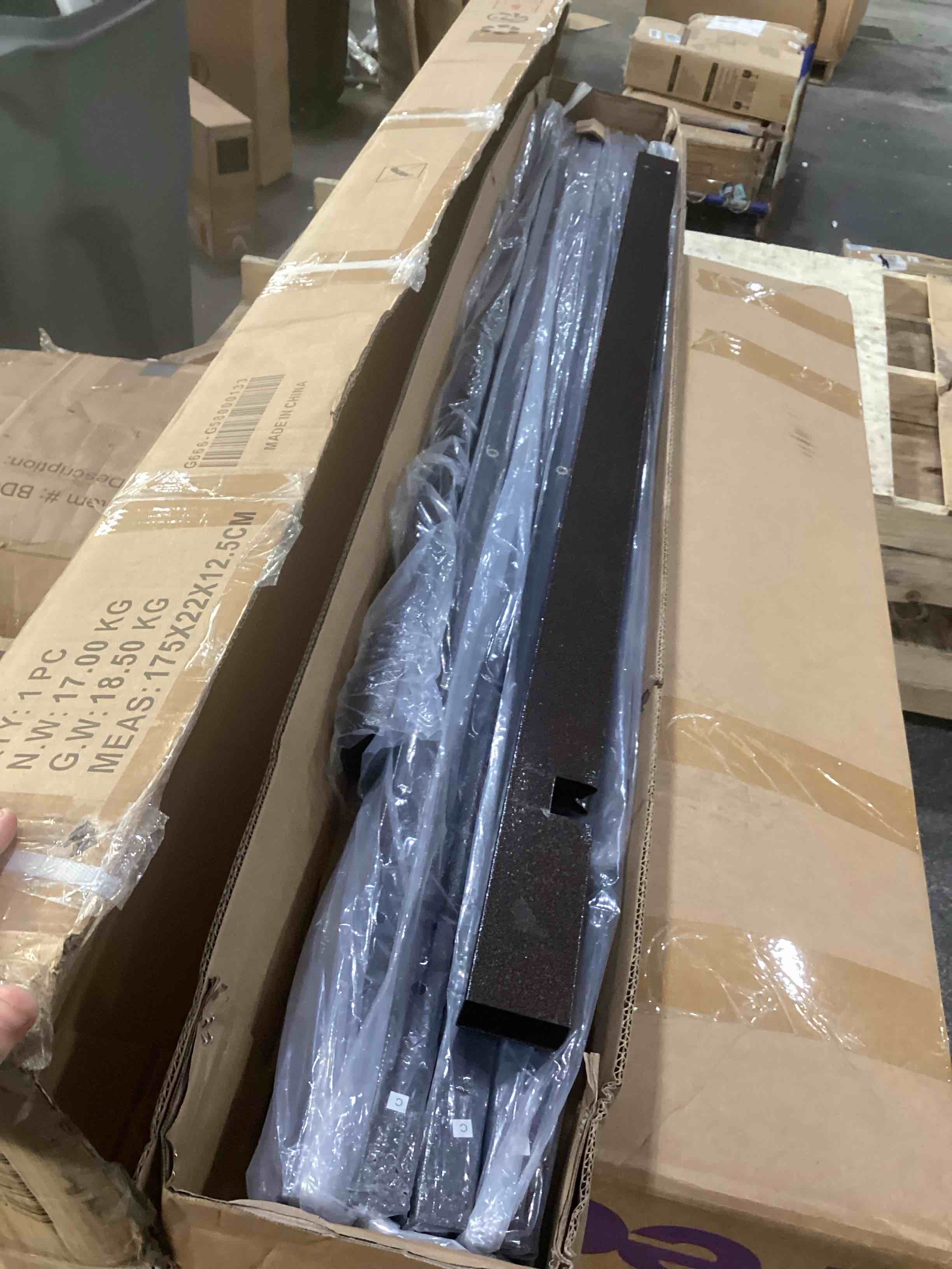 https://s3.amazonaws.com/lotting-images-prod/bidfta/PPE1881878_1752783136030.jpeg