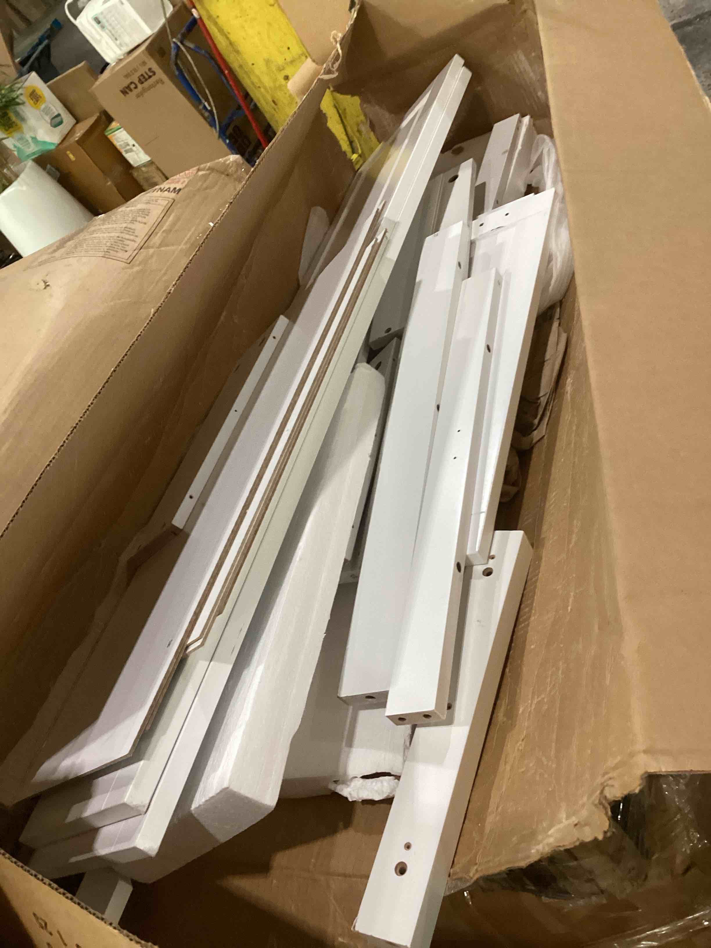 https://s3.amazonaws.com/lotting-images-prod/bidfta/PPE1881884_1752853694060.jpeg