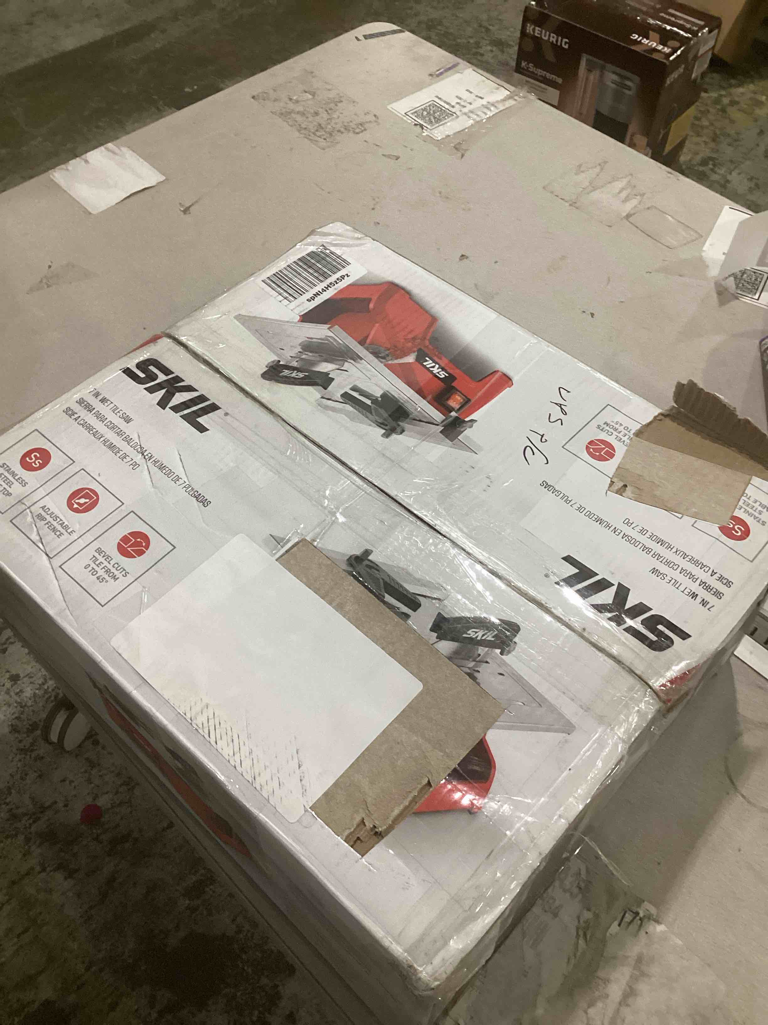 https://s3.amazonaws.com/lotting-images-prod/bidfta/PPE1883252_1746447796356.jpeg
