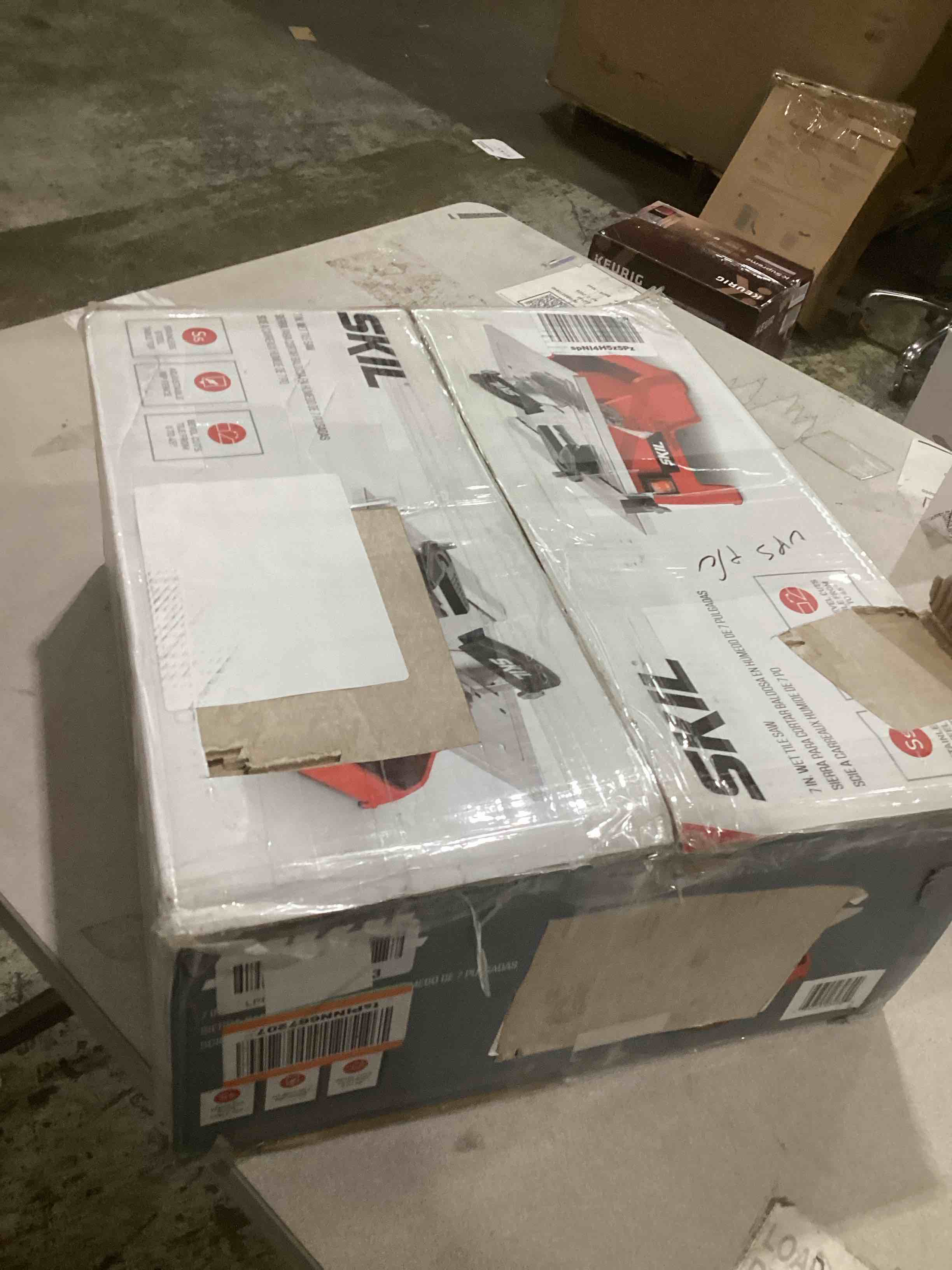 https://s3.amazonaws.com/lotting-images-prod/bidfta/PPE1883252_1746447805436.jpeg