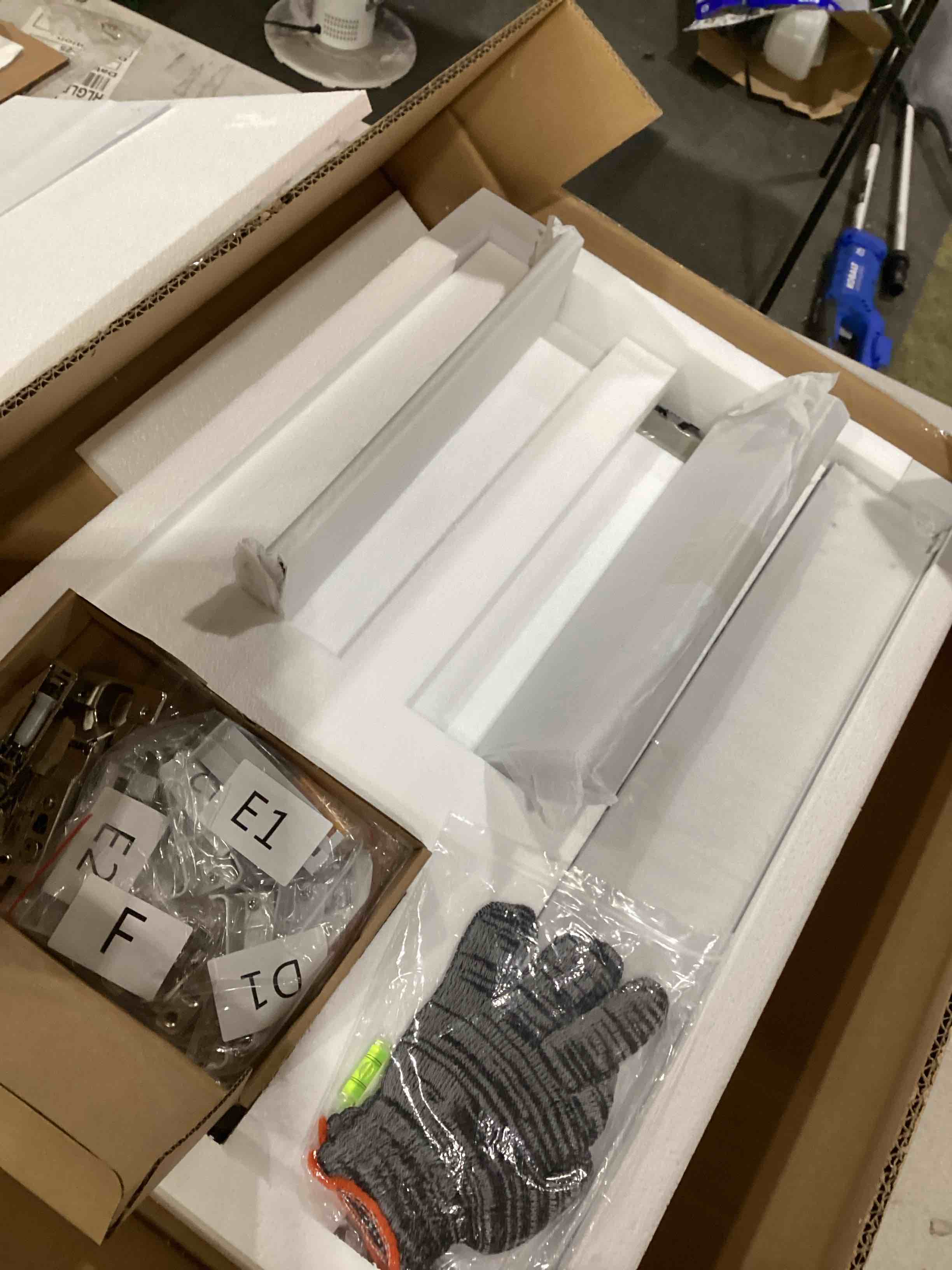 https://s3.amazonaws.com/lotting-images-prod/bidfta/PPE1883424_1746723789222.jpeg