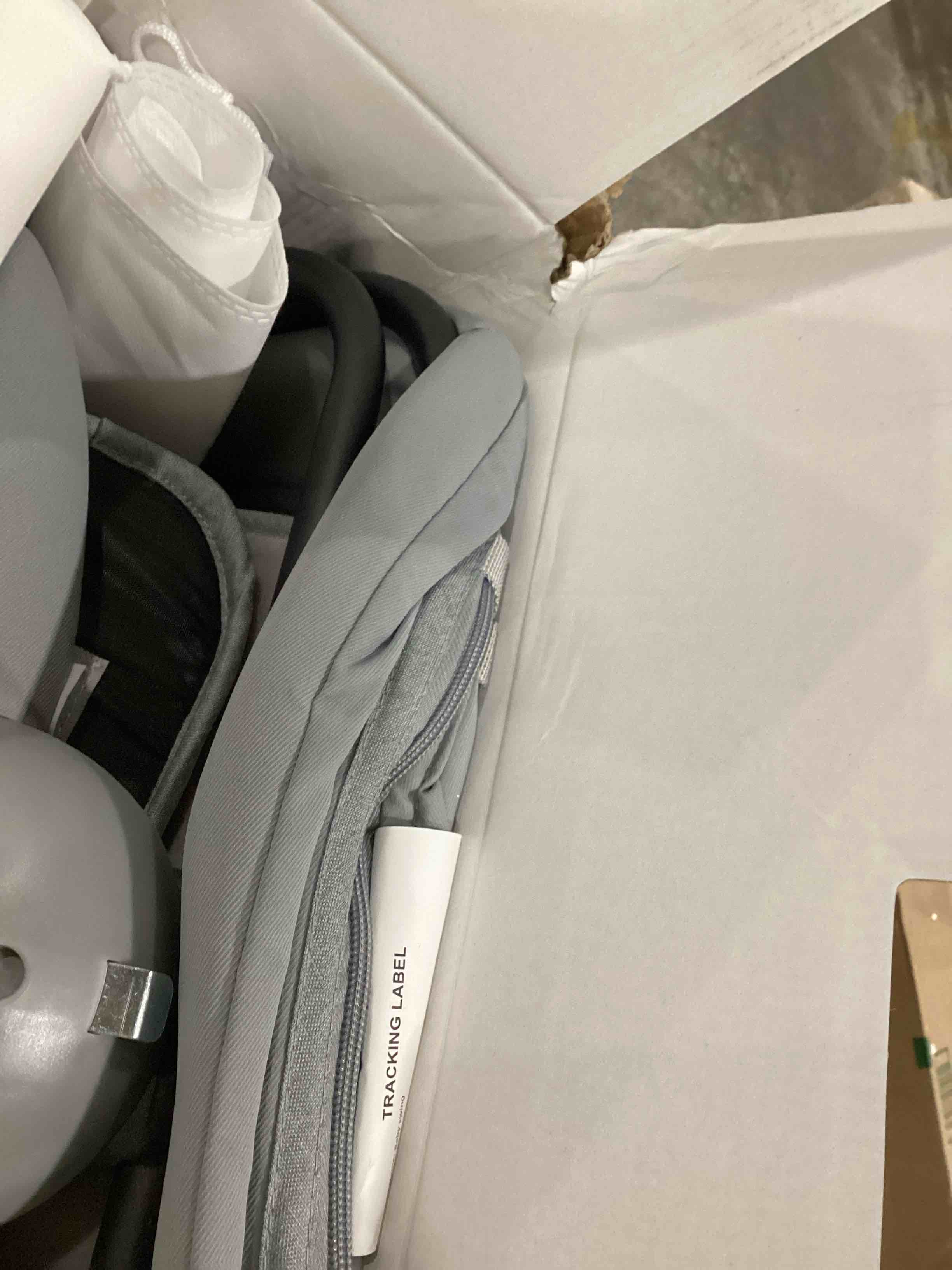 https://s3.amazonaws.com/lotting-images-prod/bidfta/PPE1883461_1746804063992.jpeg