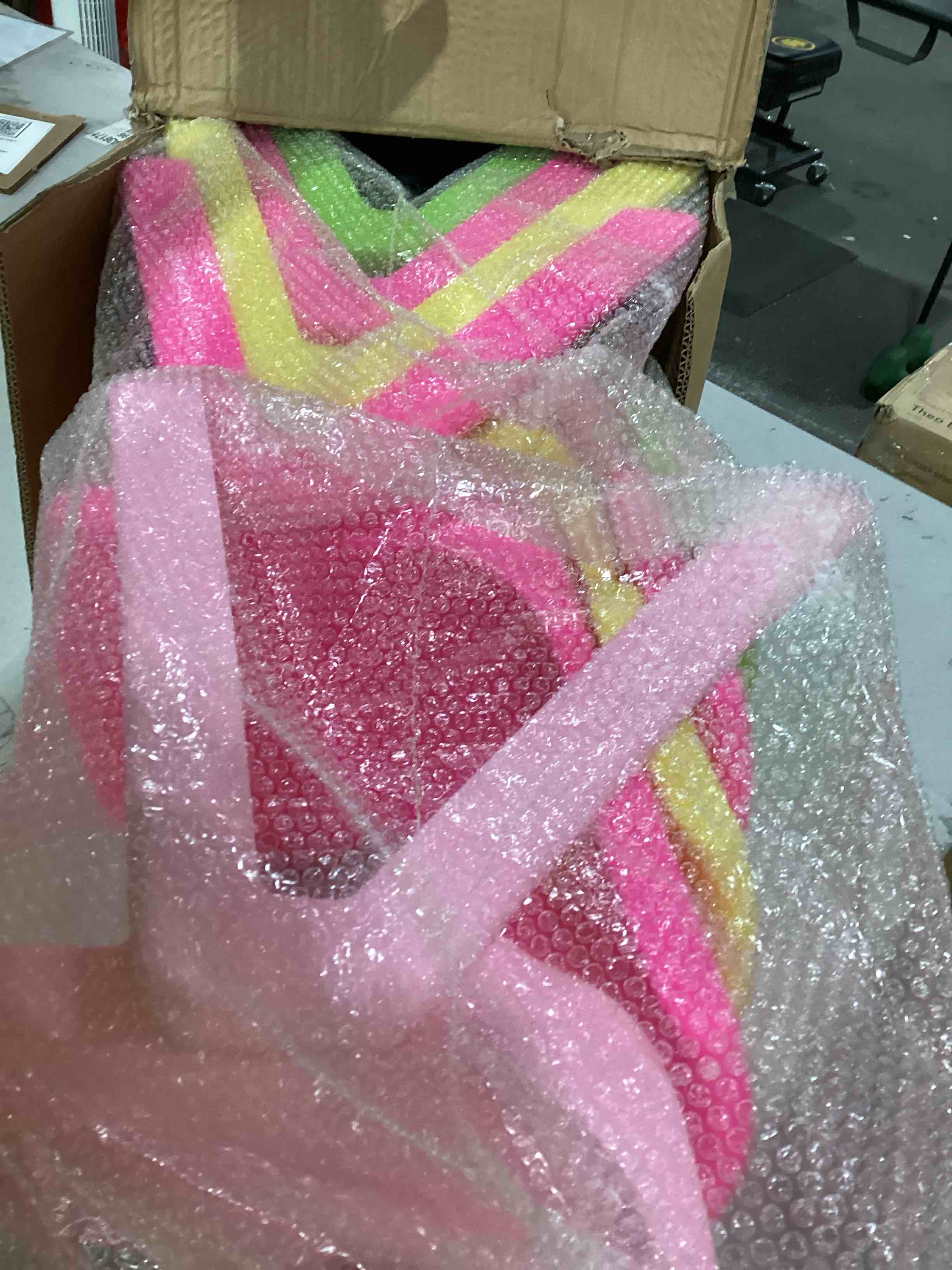https://s3.amazonaws.com/lotting-images-prod/bidfta/PPE1883473_1746810428012.jpeg