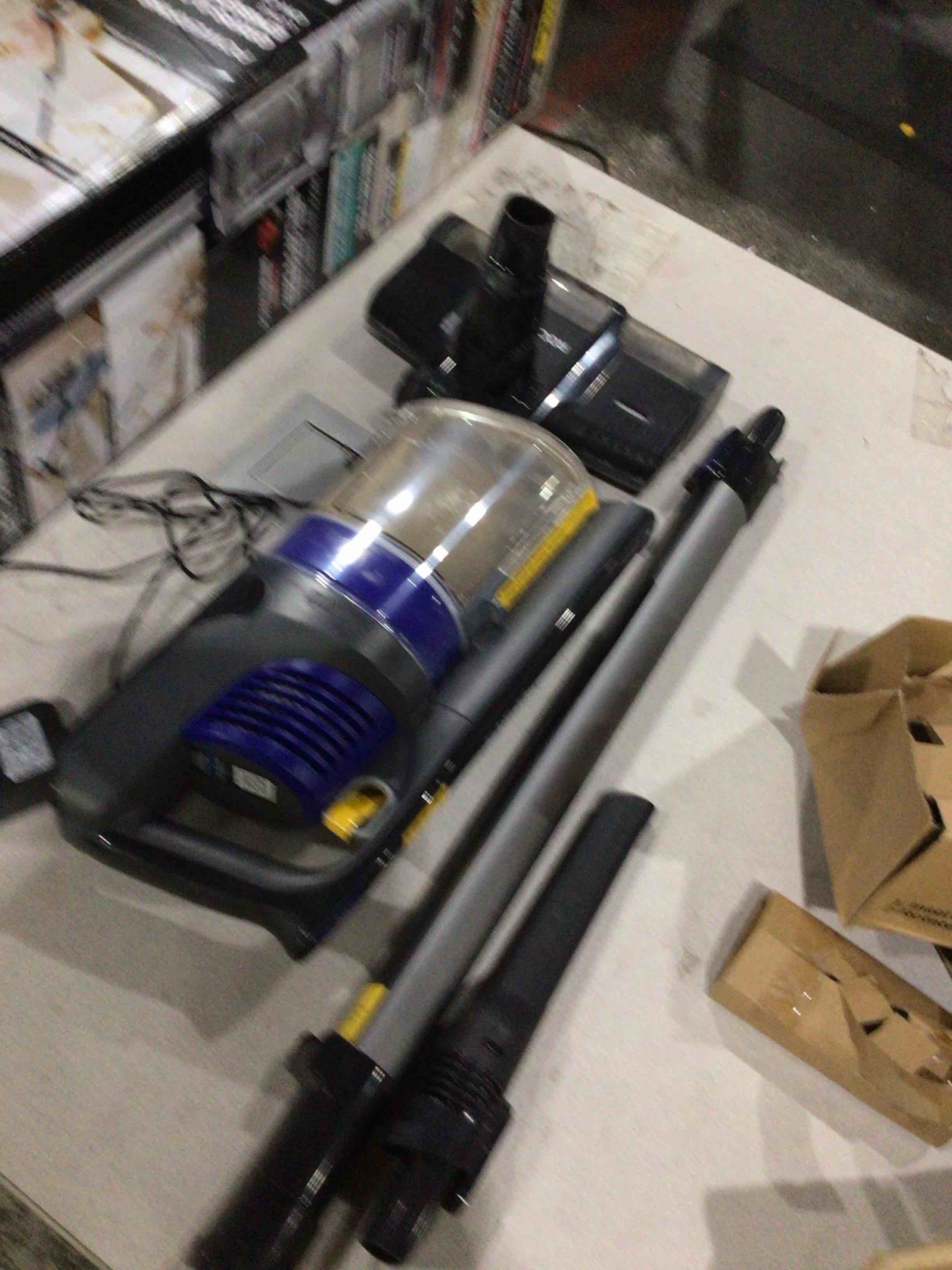 https://s3.amazonaws.com/lotting-images-prod/bidfta/PPE1884053_1748526011312.jpeg