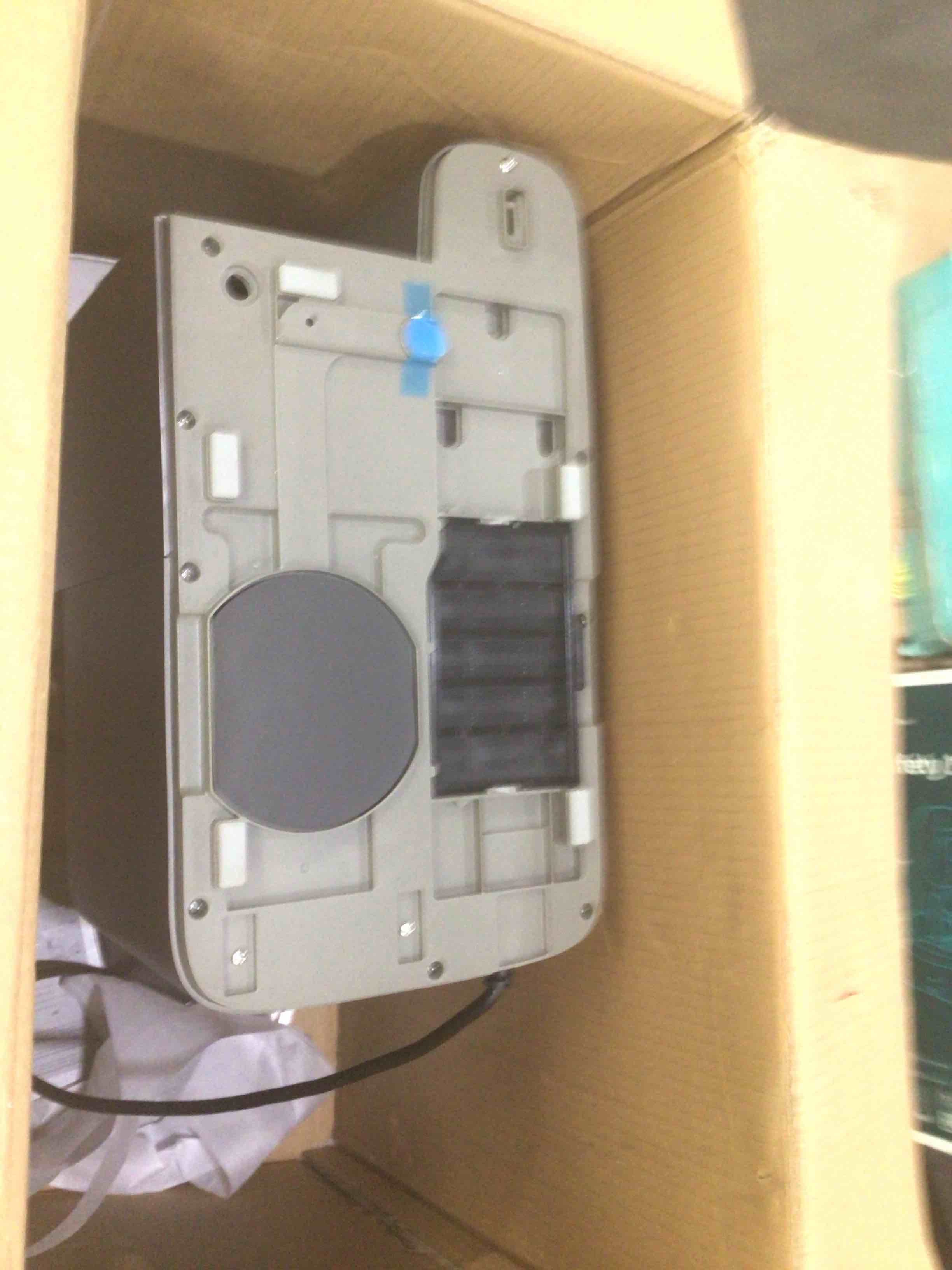 https://s3.amazonaws.com/lotting-images-prod/bidfta/PPE1884854_1750172201767.jpeg