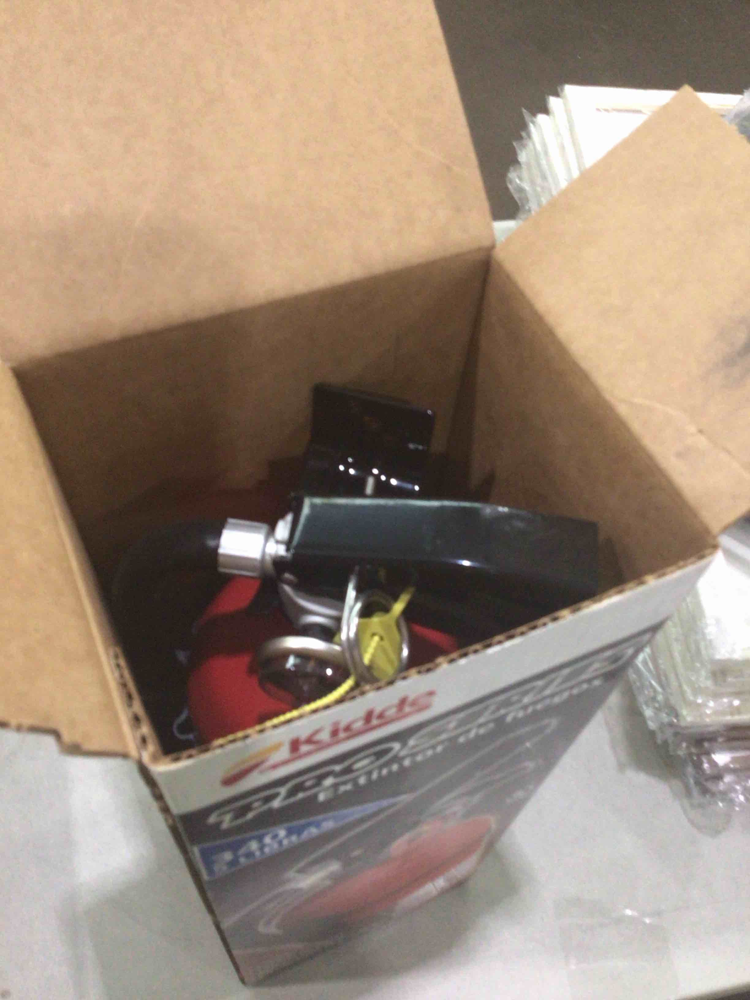 https://s3.amazonaws.com/lotting-images-prod/bidfta/PPE1884977_1750356178050.jpeg
