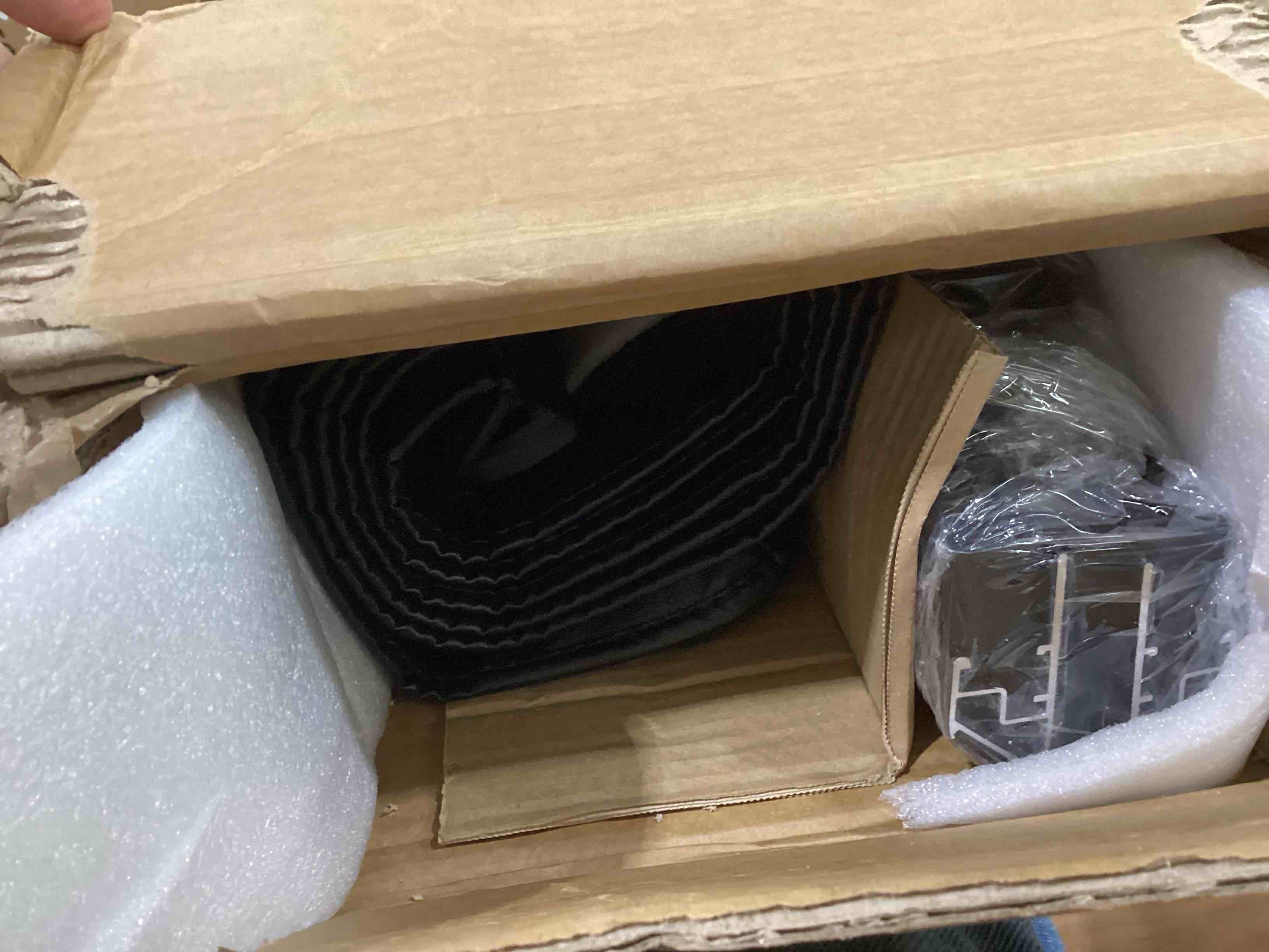 https://s3.amazonaws.com/lotting-images-prod/bidfta/PPE1885012_1741282677938.jpeg