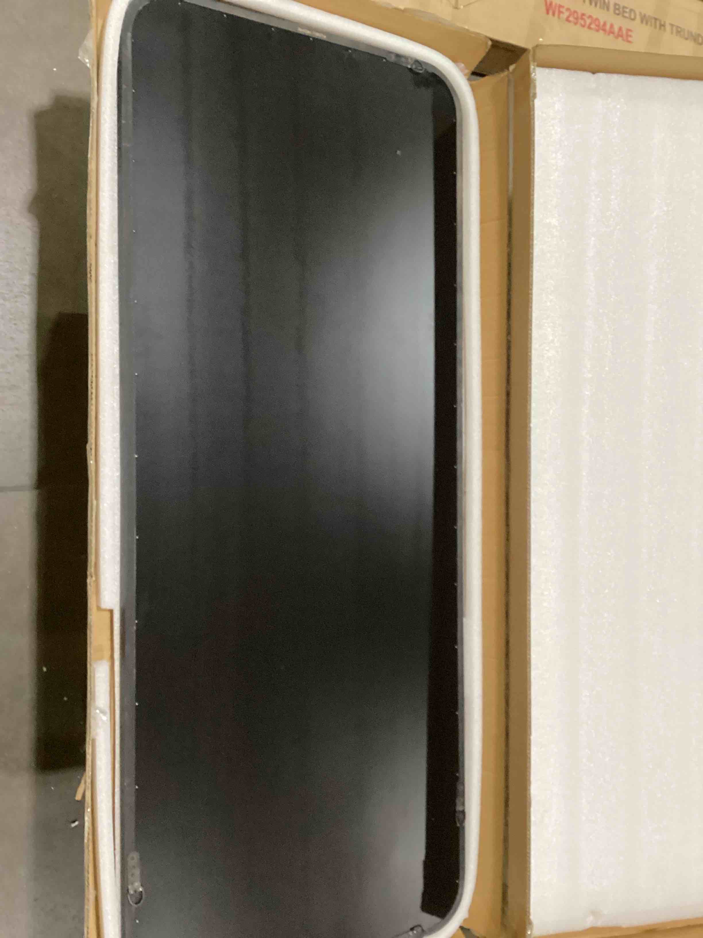 https://s3.amazonaws.com/lotting-images-prod/bidfta/PPE1886638_1743426933082.jpeg