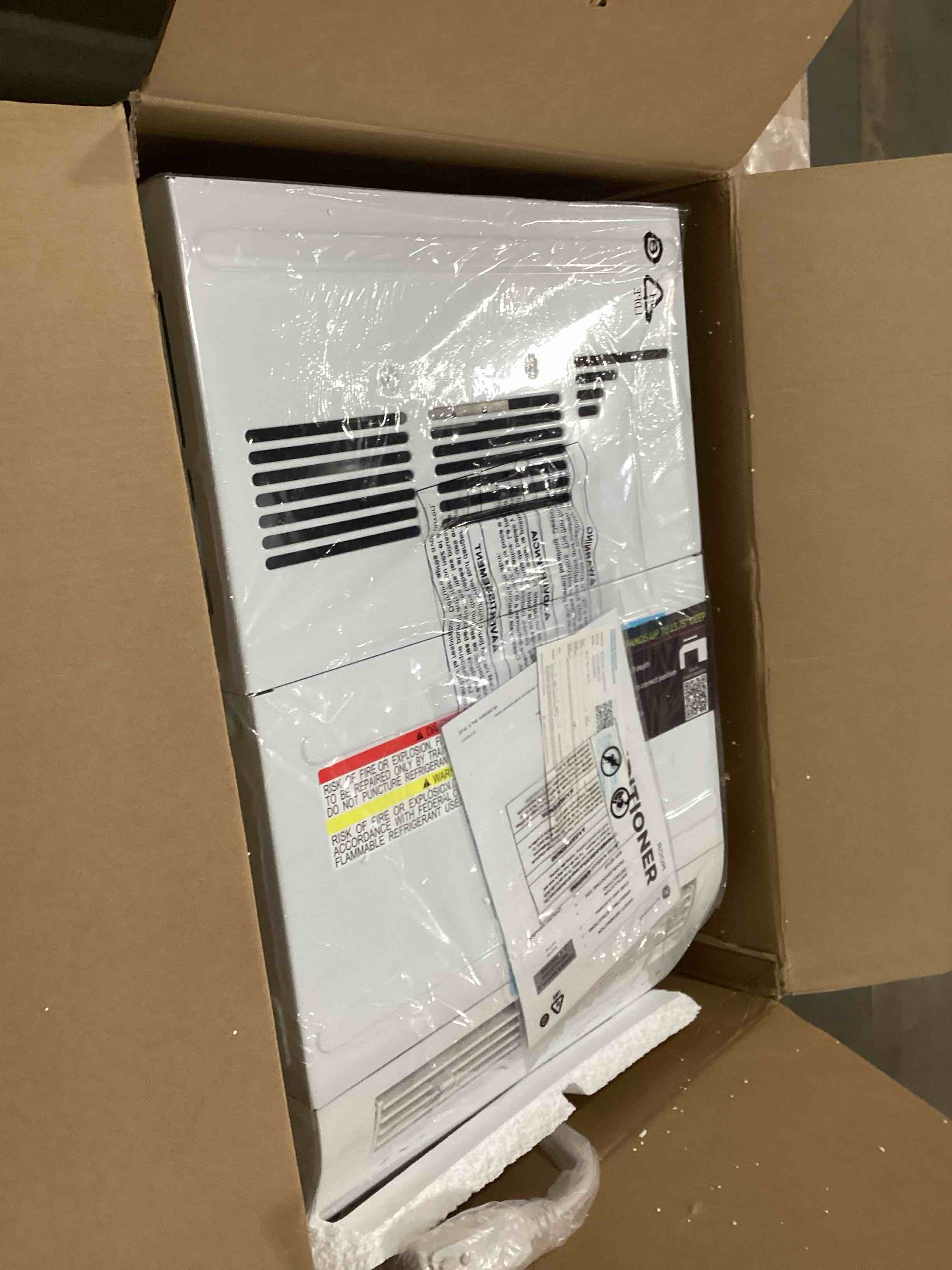 https://s3.amazonaws.com/lotting-images-prod/bidfta/PPE1887373_1744295901895.jpeg