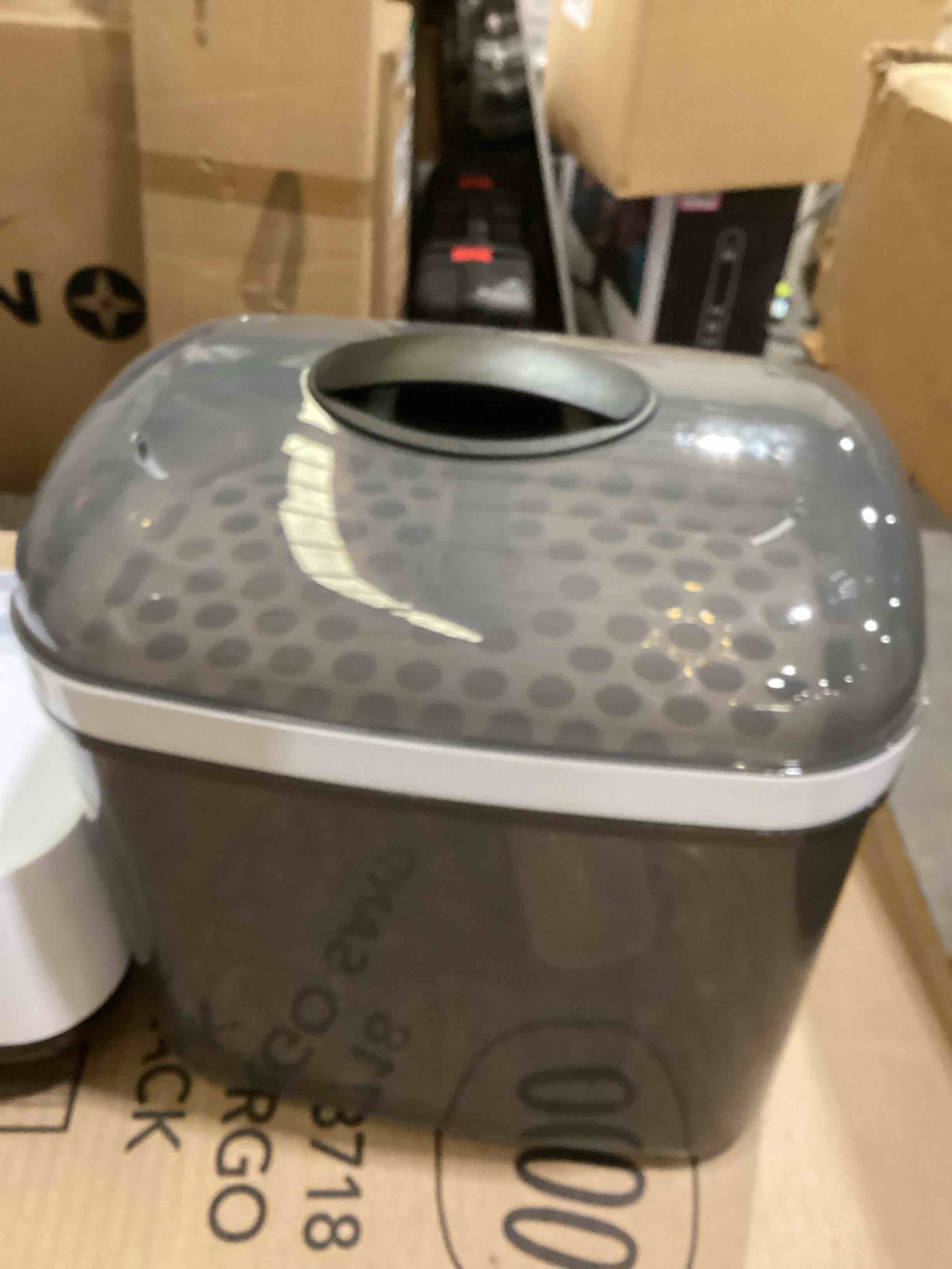 https://s3.amazonaws.com/lotting-images-prod/bidfta/PPE1887982_1746718726611.jpeg