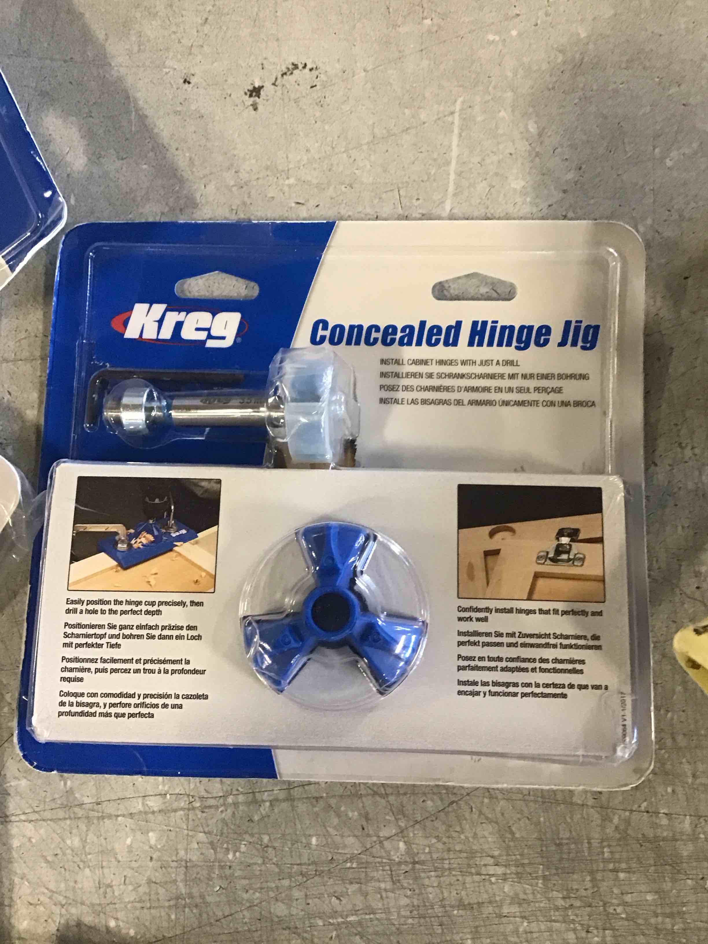 https://s3.amazonaws.com/lotting-images-prod/bidfta/PPE1890733_1734449321566.jpeg