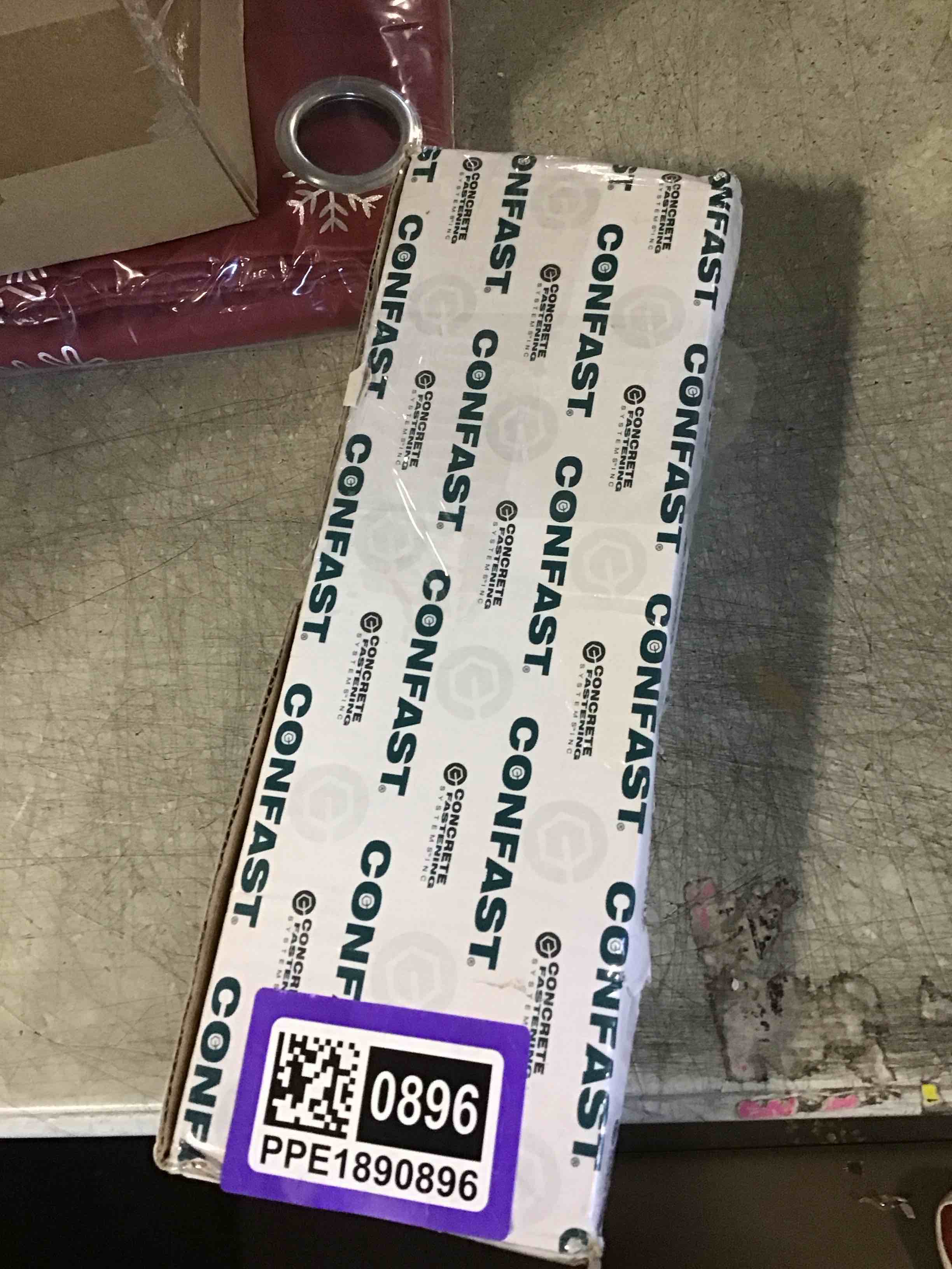 https://s3.amazonaws.com/lotting-images-prod/bidfta/PPE1890896_1734458829794.jpeg